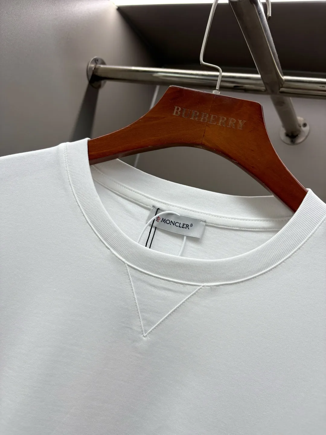 Double Logo Patch Cotton T-Shirt D14513709 — view 4