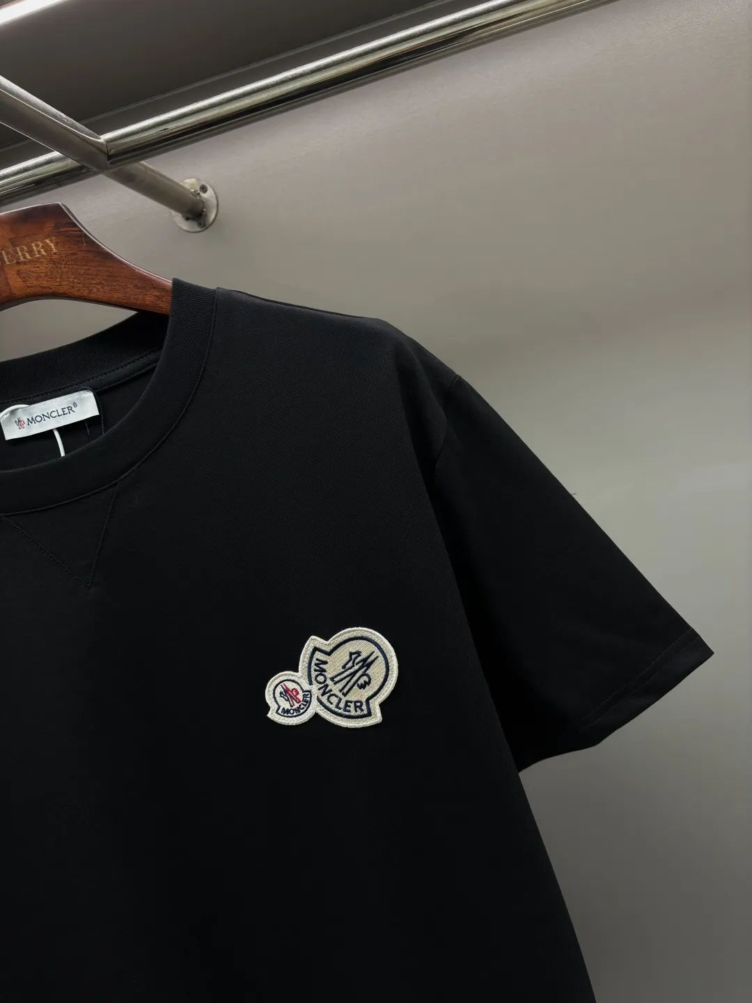 Double Logo Patch Cotton T-Shirt D14513710 — view 3
