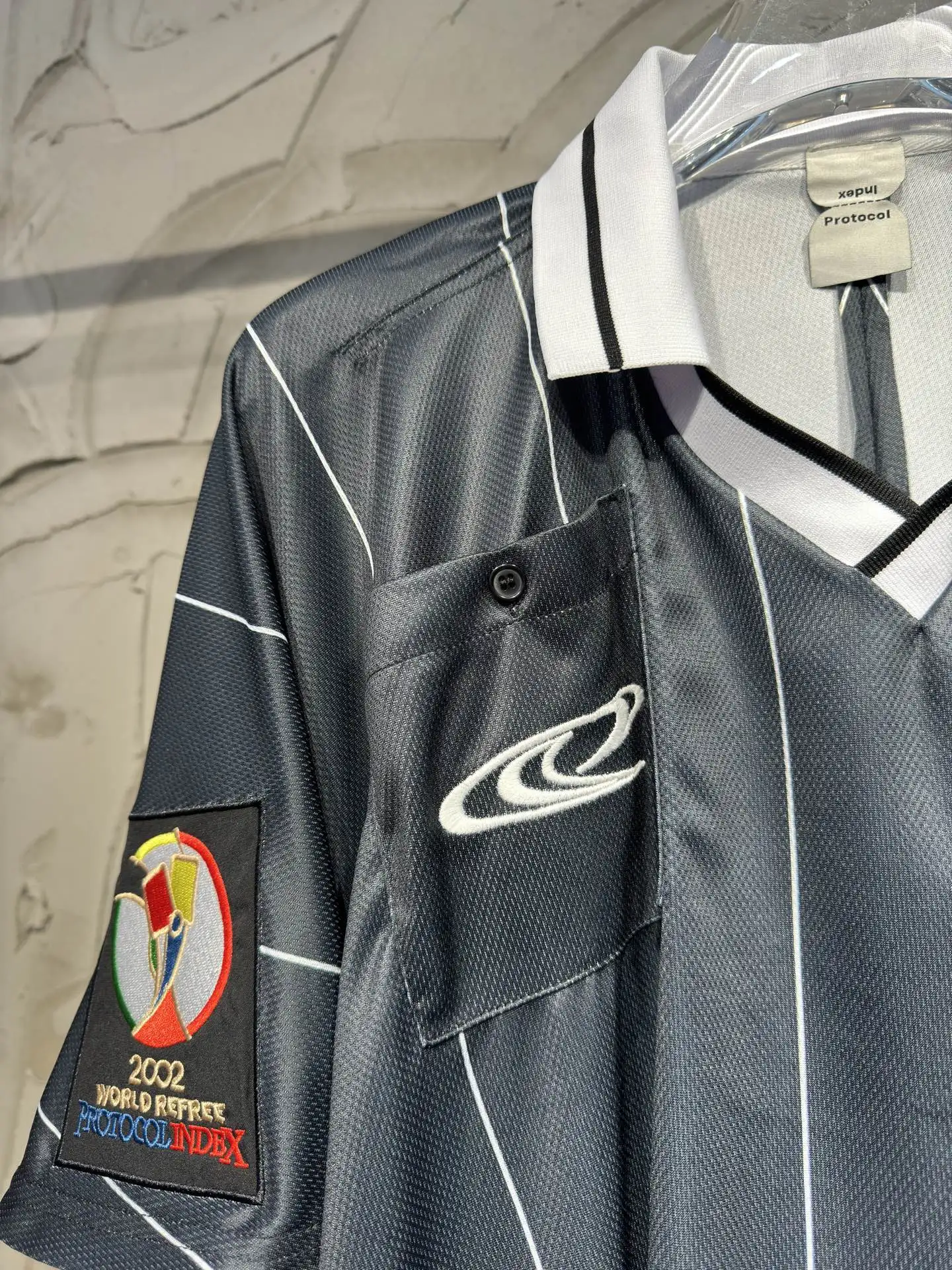 Vintage-Style Striped Referee Jersey D14524338 — view 3