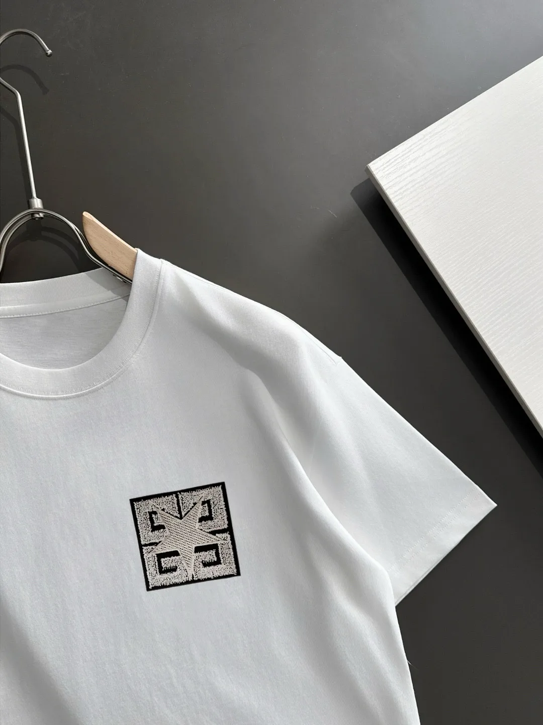 Logo Patch Cotton Jersey T-Shirt D14514507 — view 2