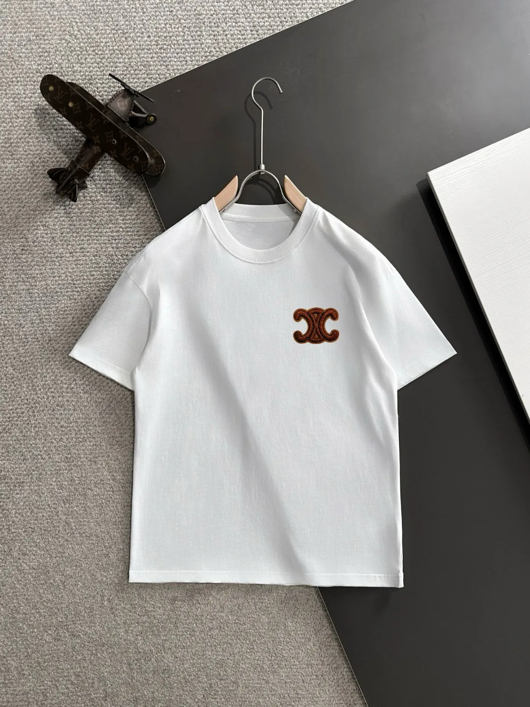 Triomphe Logo Patch Cotton T-Shirt D14514517