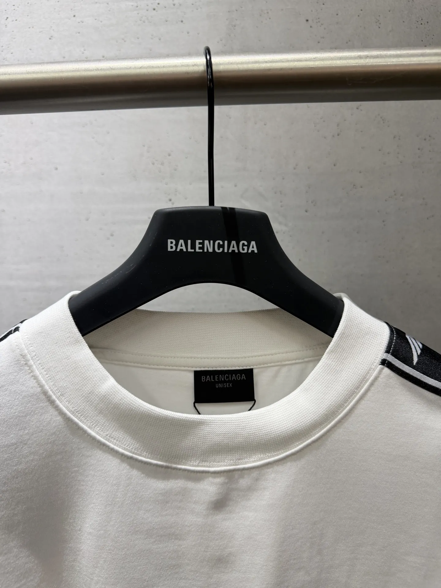 3B Logo Tape Oversized T-Shirt D14520037 — view 3
