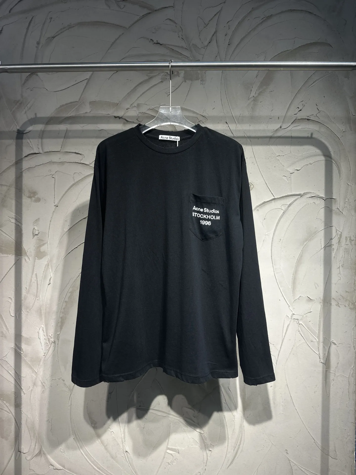 1996 Logo Pocket Long-Sleeve T-Shirt D15024355