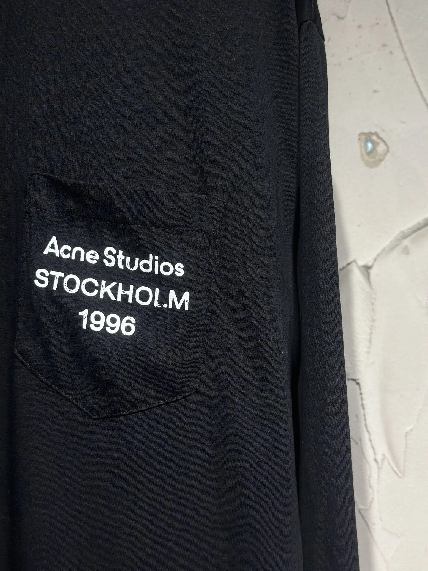 1996 Logo Pocket Long-Sleeve T-Shirt D15024355 — view 6