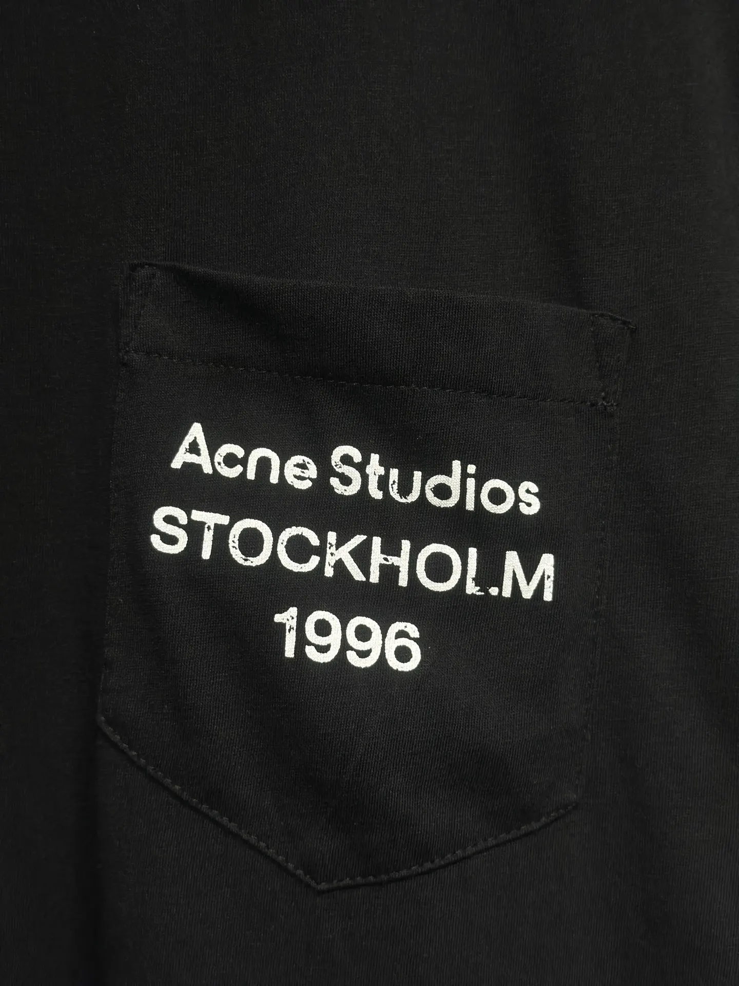 1996 Logo Pocket Long-Sleeve T-Shirt D15024355 — view 7