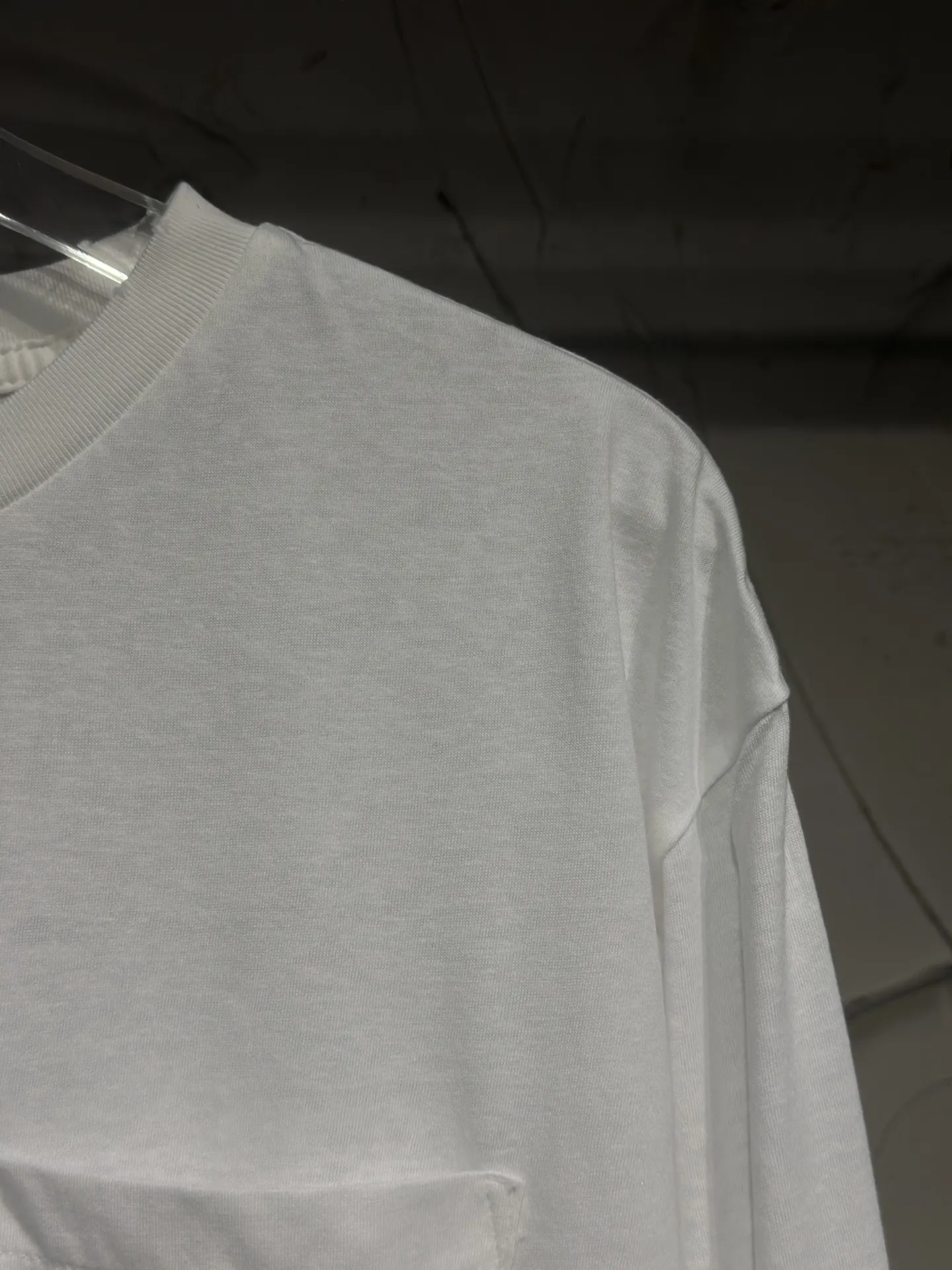 Logo Pocket Long-Sleeved T-Shirt D15024356 — view 3