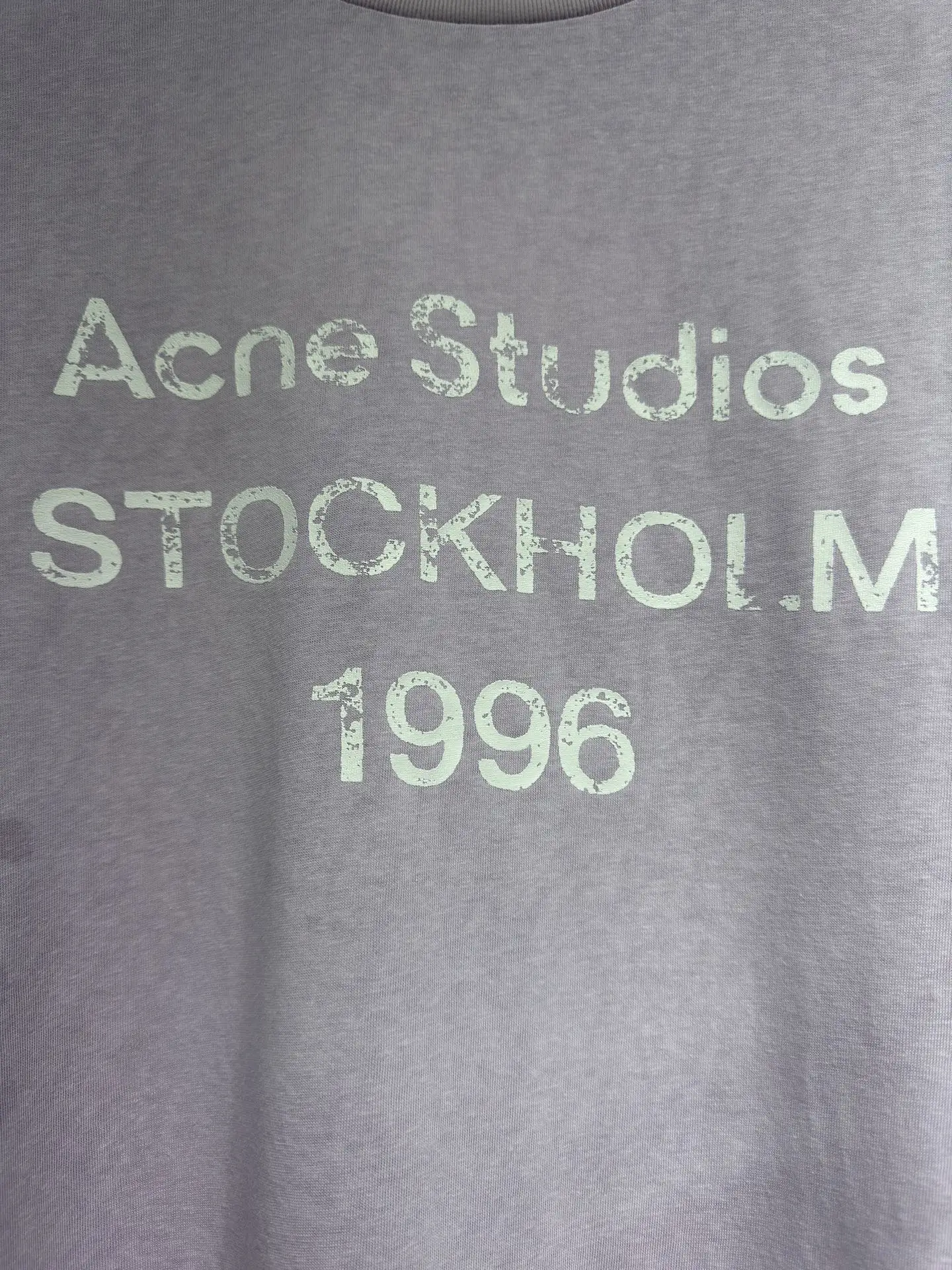 1996 Logo Distressed Long-Sleeve T-Shirt D15024311 — view 4