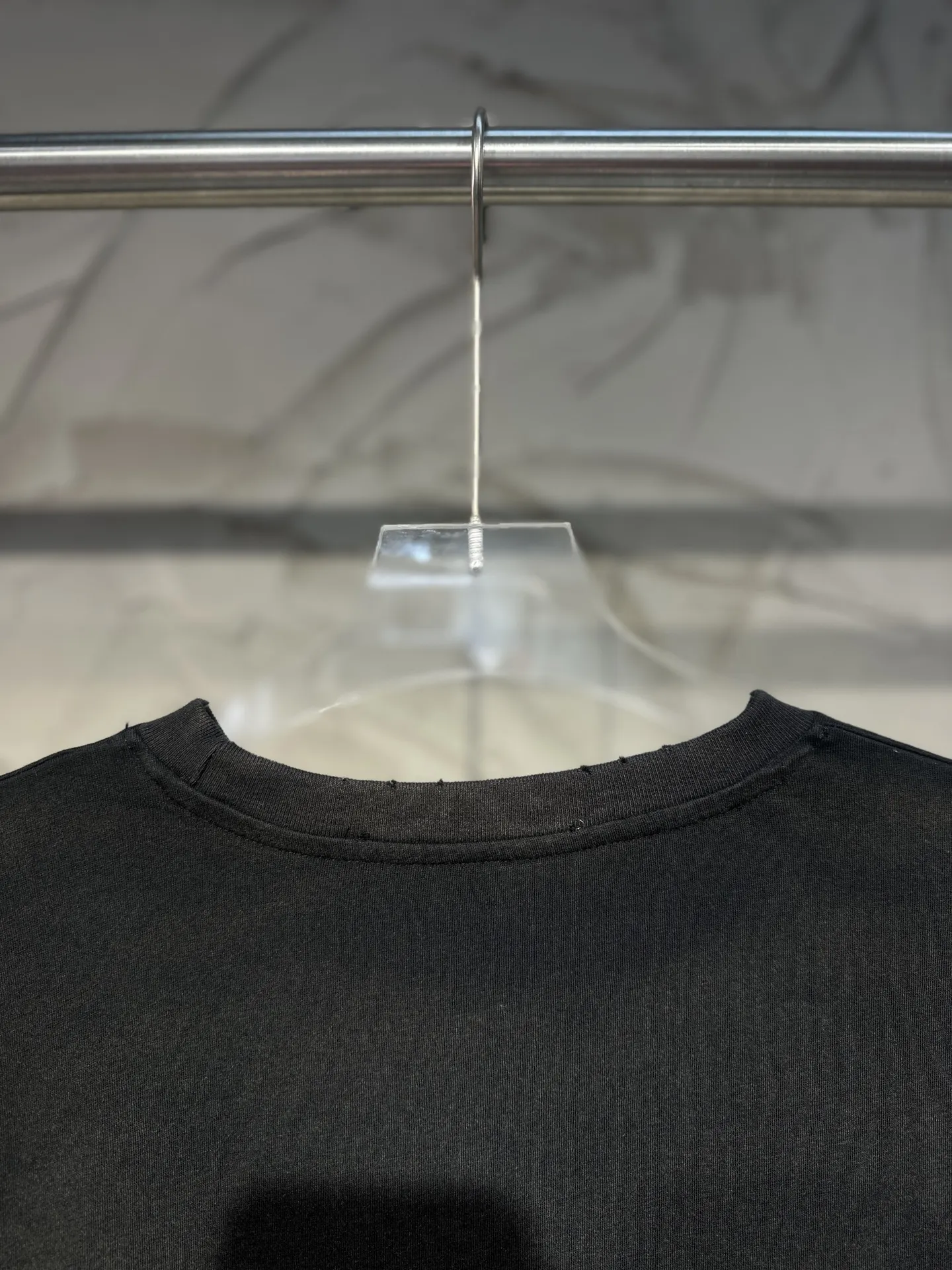 1996 Logo Distressed Long-Sleeve T-Shirt D15024314 — view 10