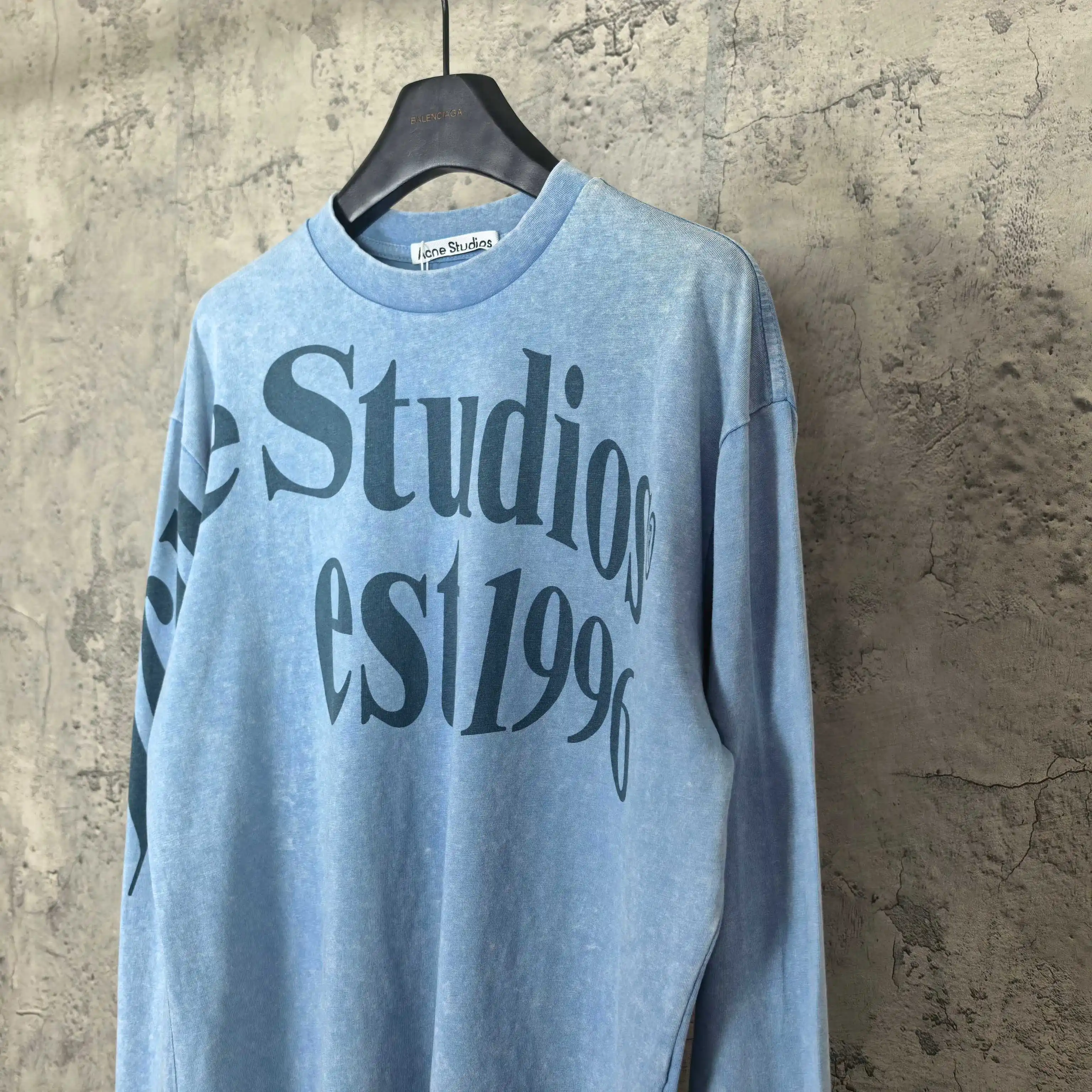 Logo Print Long-Sleeved T-Shirt D15024527 — view 9