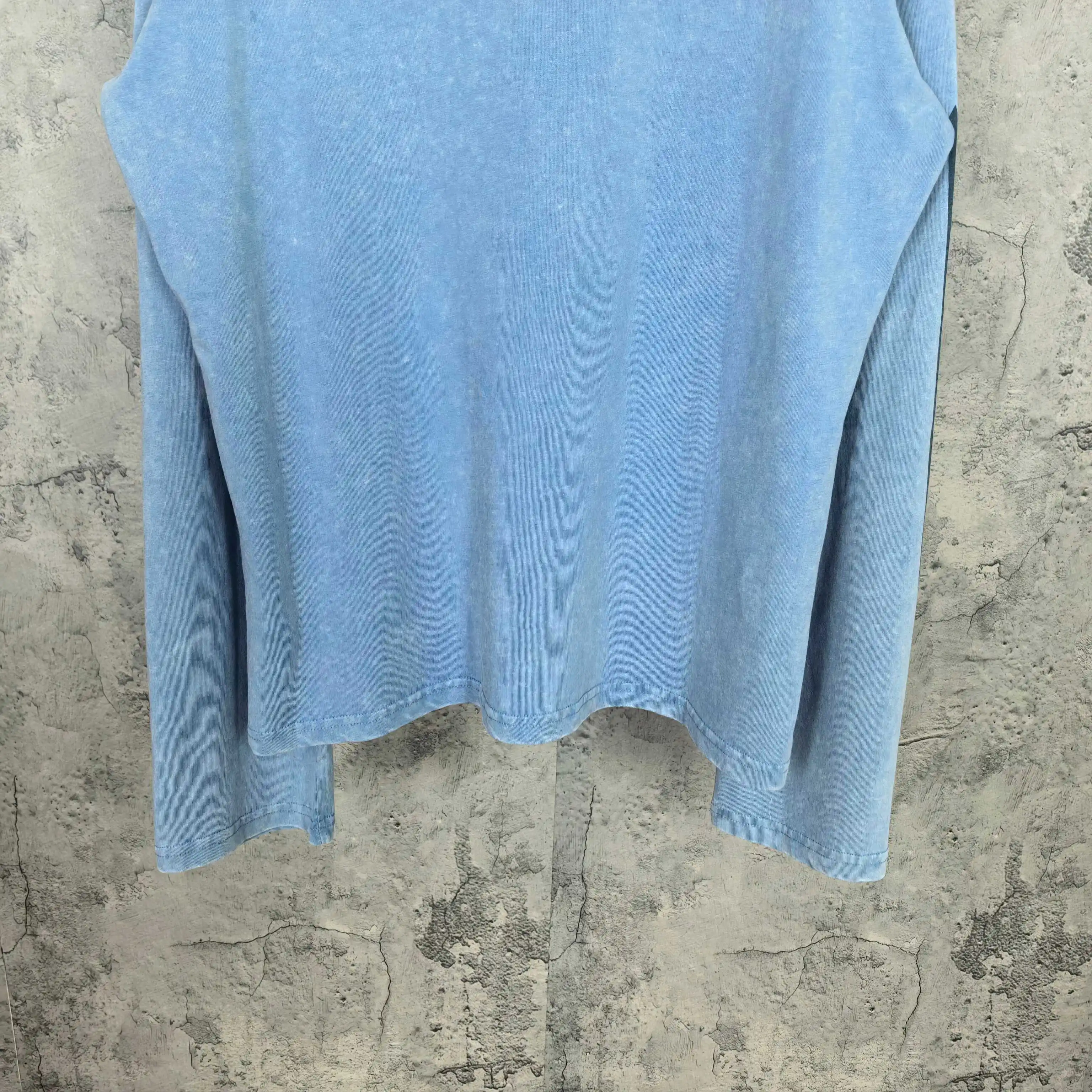 Logo Print Long-Sleeved T-Shirt D15024527 — view 11