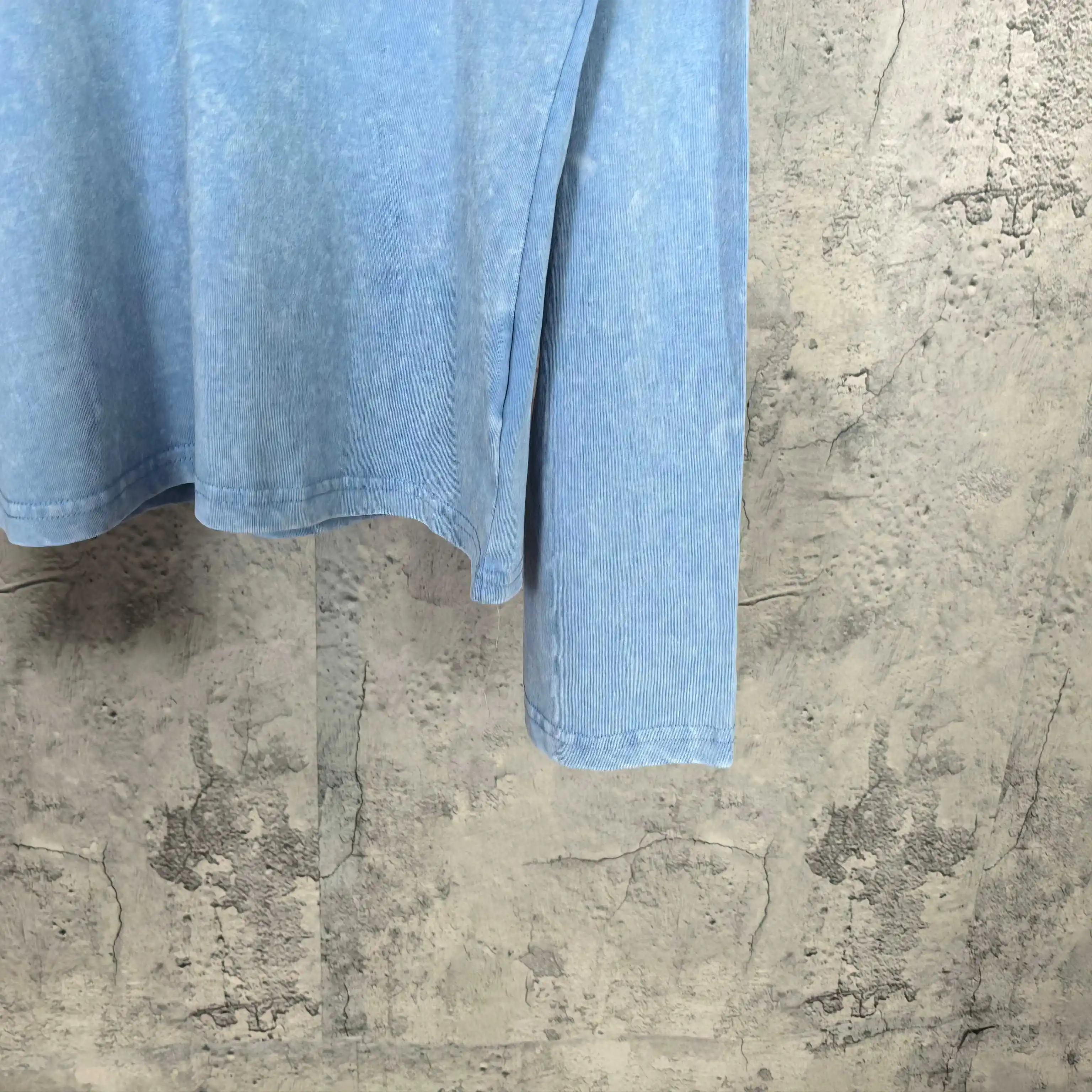 Logo Print Long-Sleeved T-Shirt D15024527 — view 12
