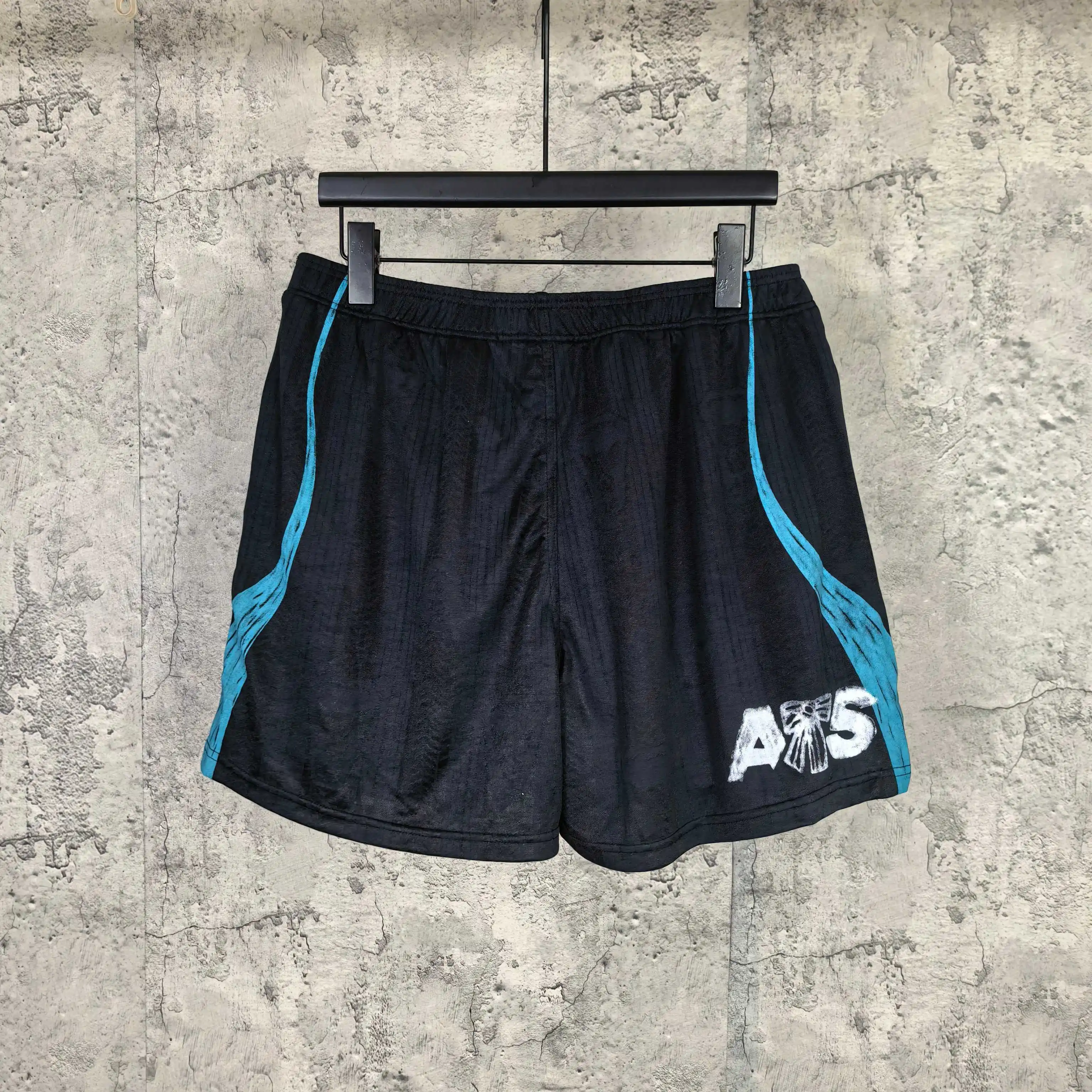 Football Capsule Graphic Mesh Shorts D15024550 — view 2