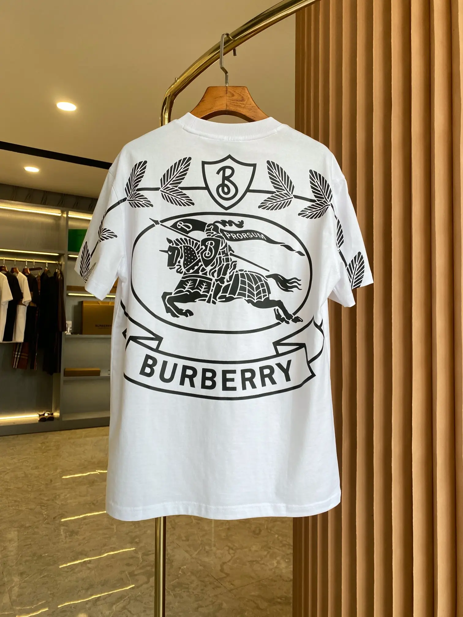 Equestrian Knight Print Cotton T-Shirt D15013518 — view 8