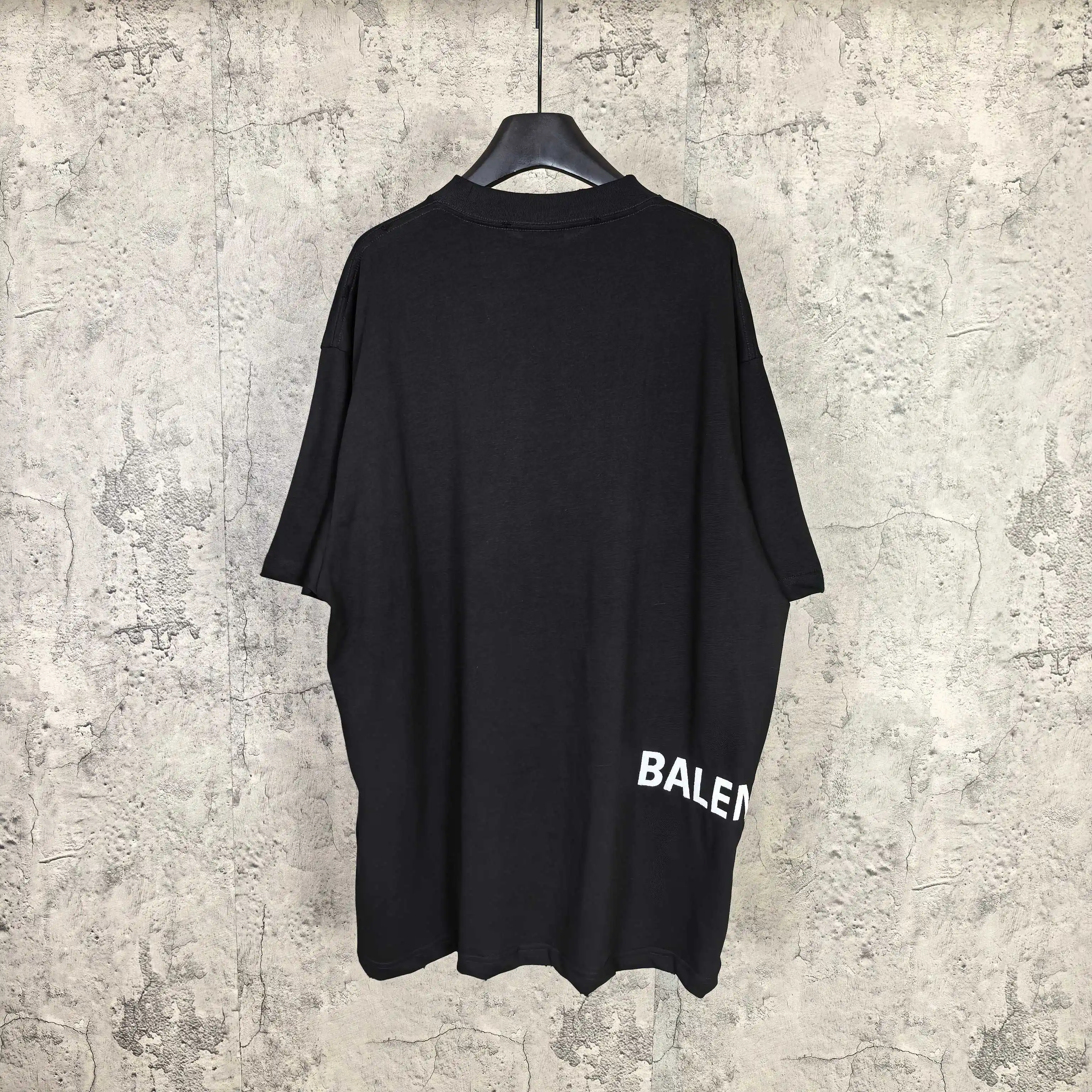 I Love U Medium Fit Graphic T-Shirt D15024490 — view 2