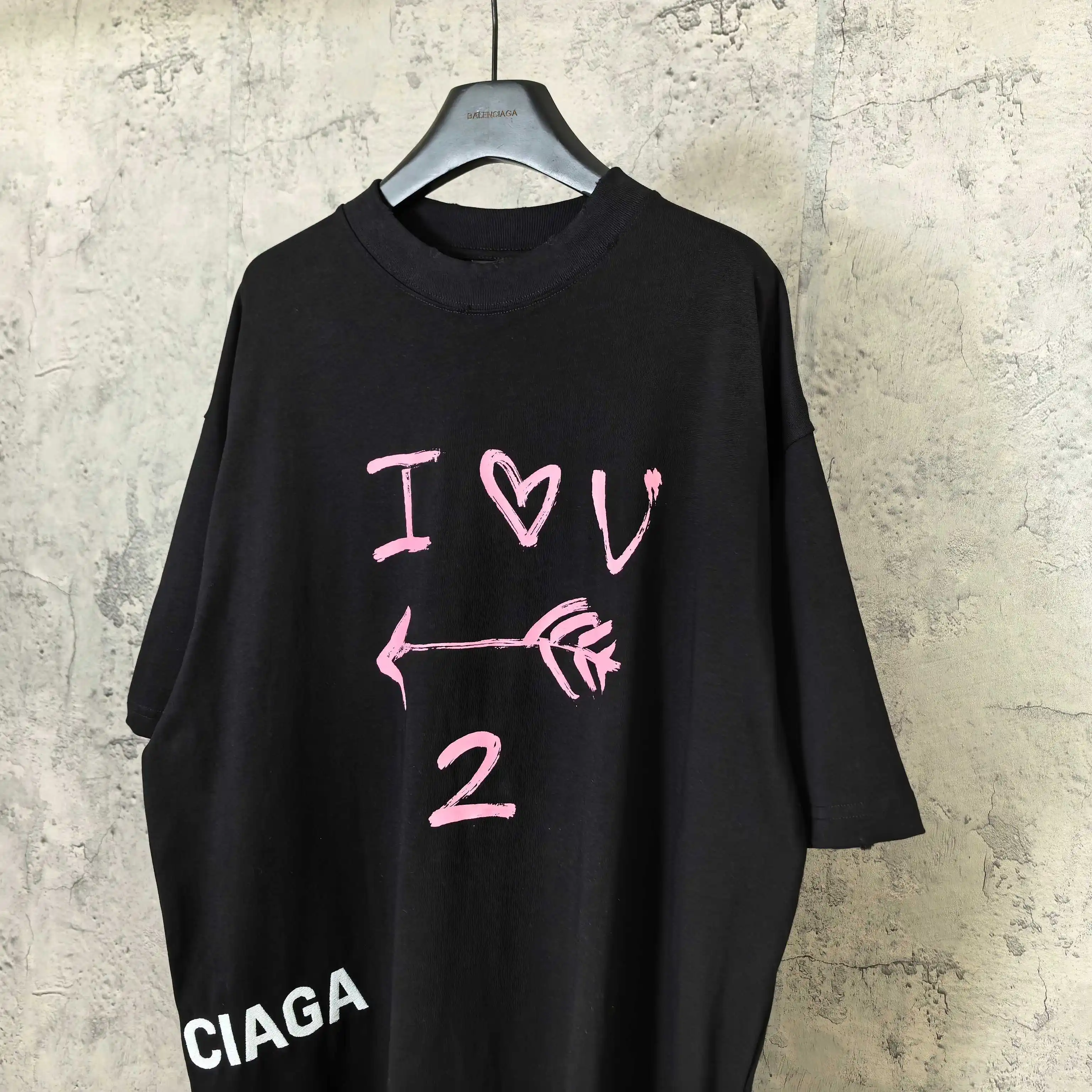 I Love U Medium Fit Graphic T-Shirt D15024490 — view 9