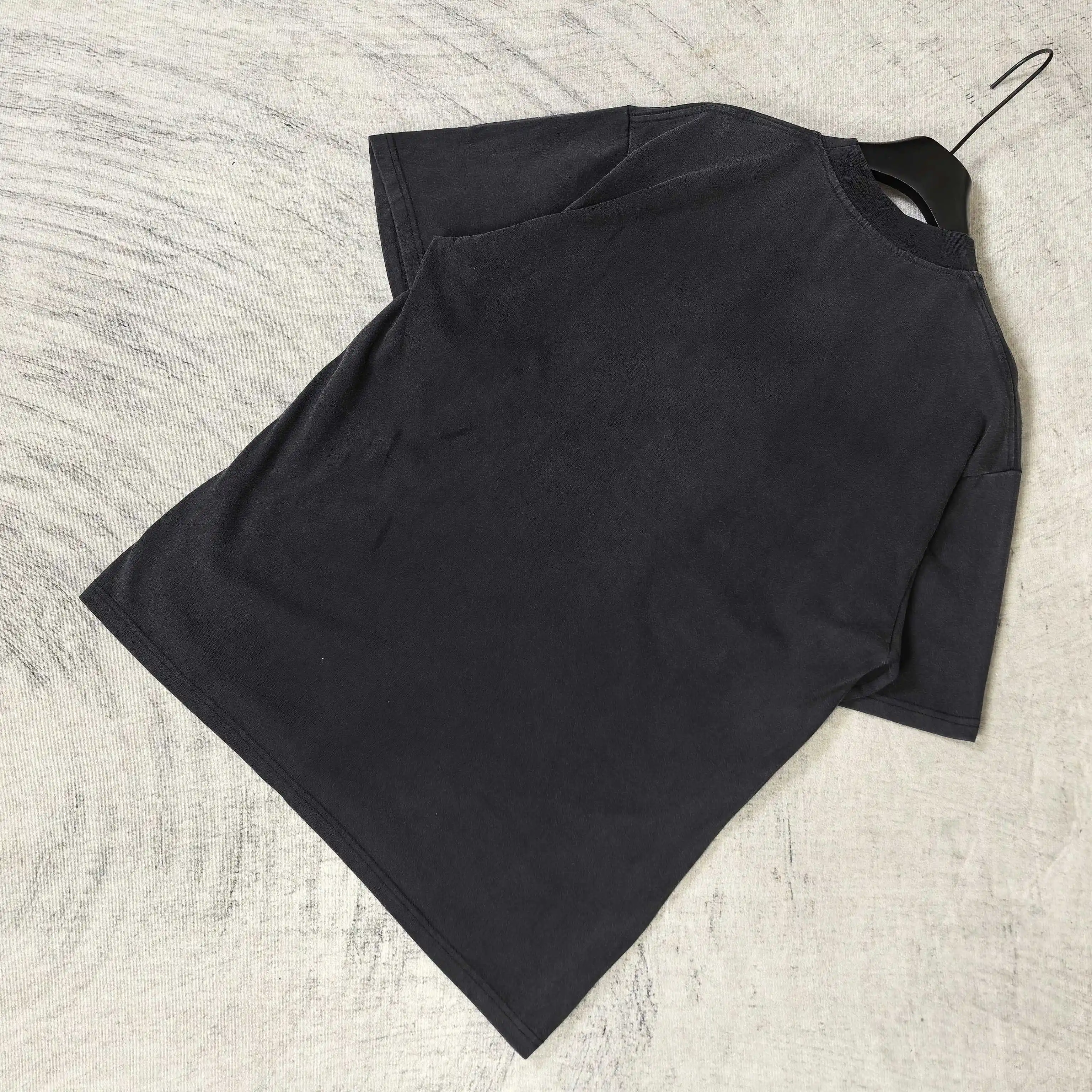 Logo Embroidered Medium Fit T-Shirt D15024480 — view 5