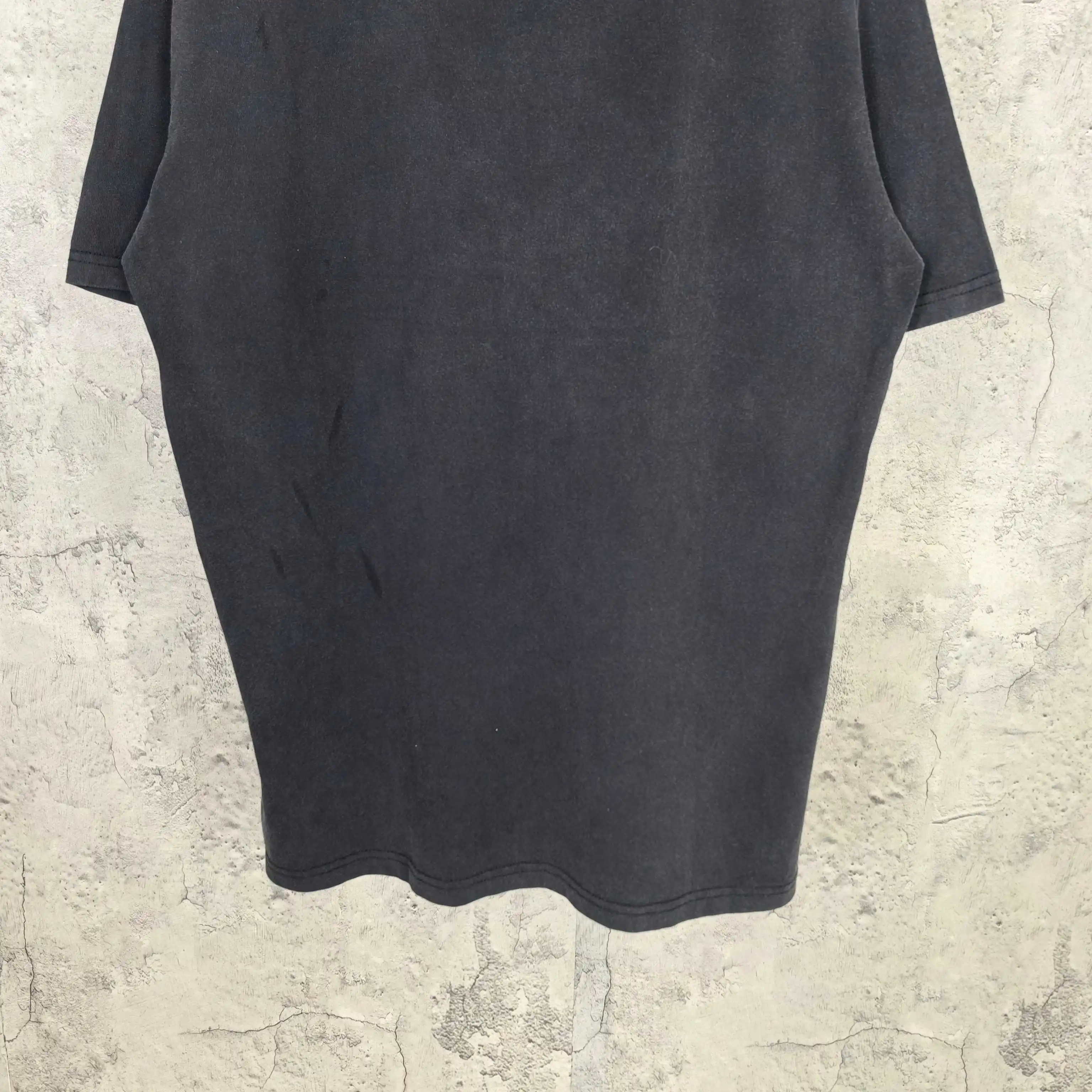 Logo Embroidered Medium Fit T-Shirt D15024480 — view 11
