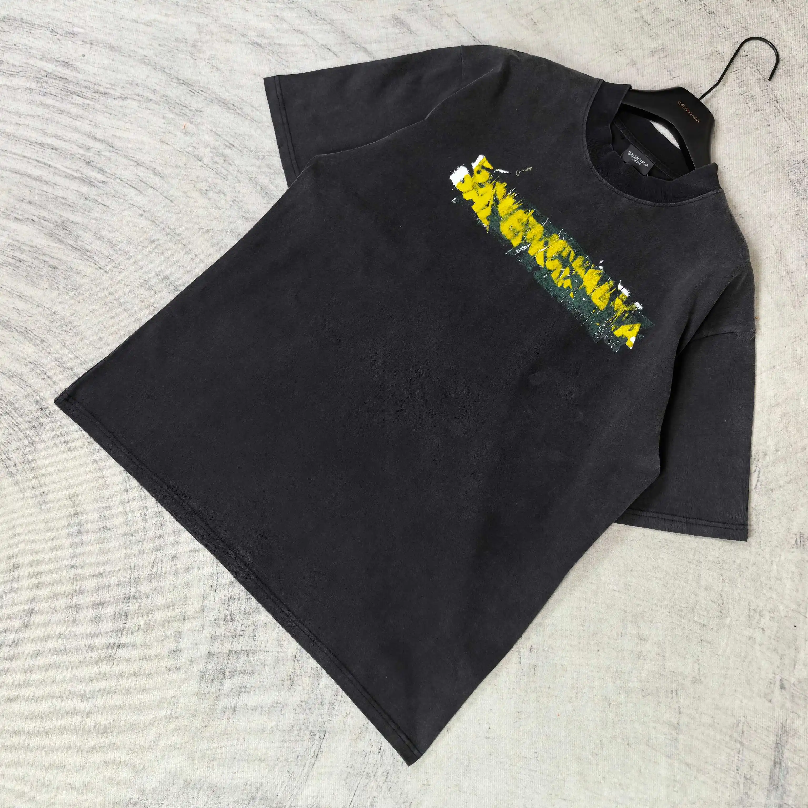 Messy Spray Logo Washed Cotton T-Shirt D15024493 — view 4