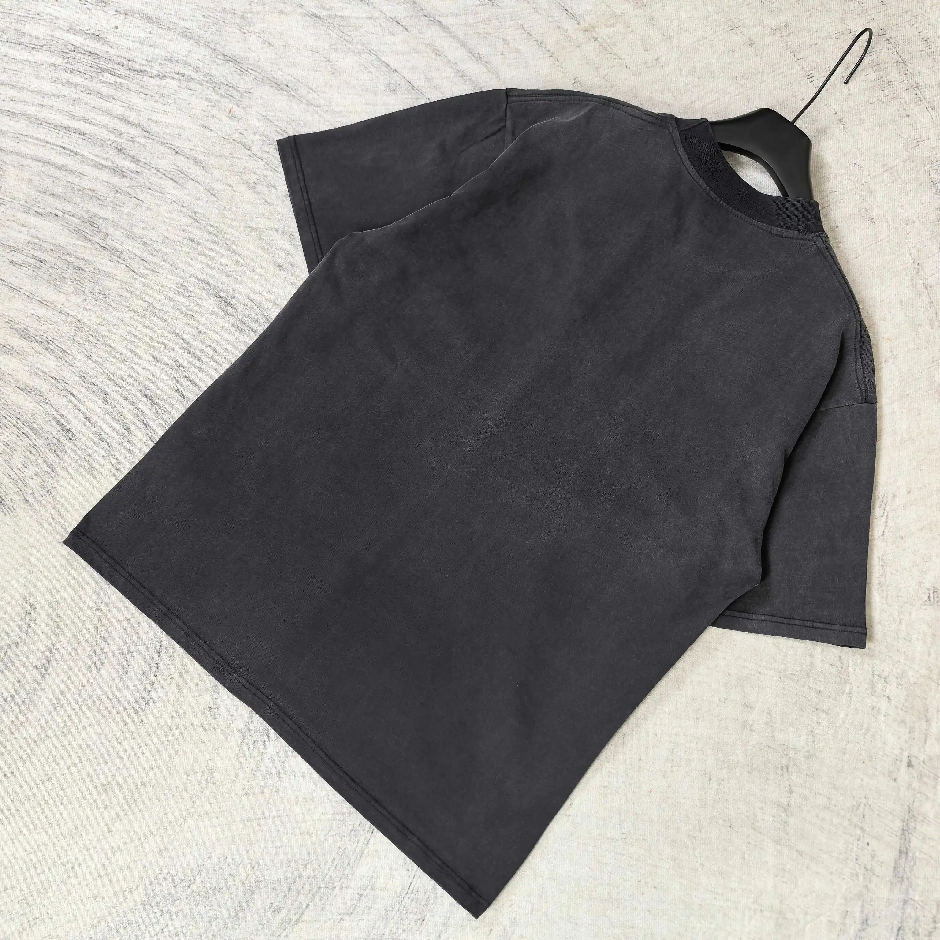 Messy Spray Logo Washed Cotton T-Shirt D15024493 — view 5