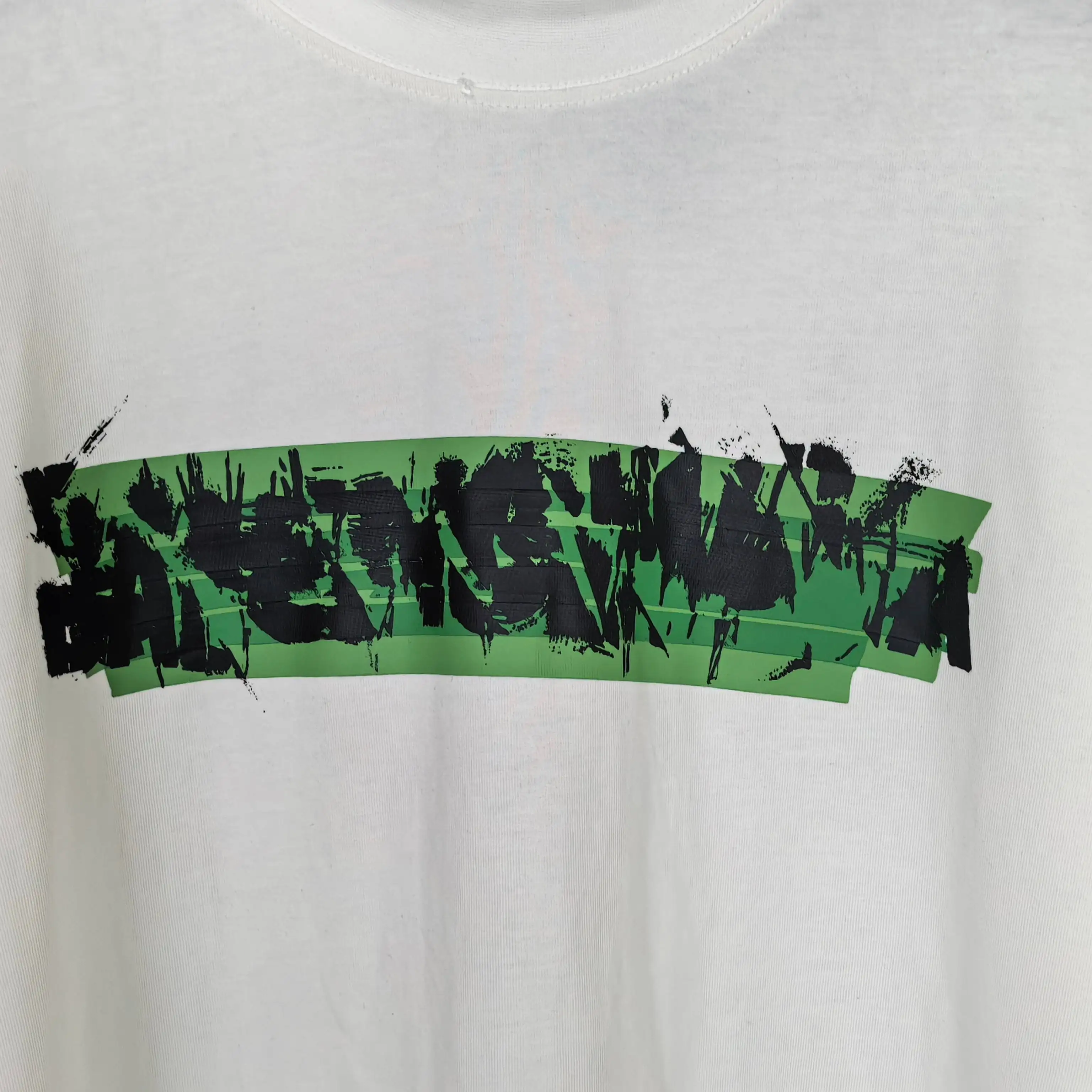 Messy Spray Logo Medium Fit T-Shirt D15024496 — view 8