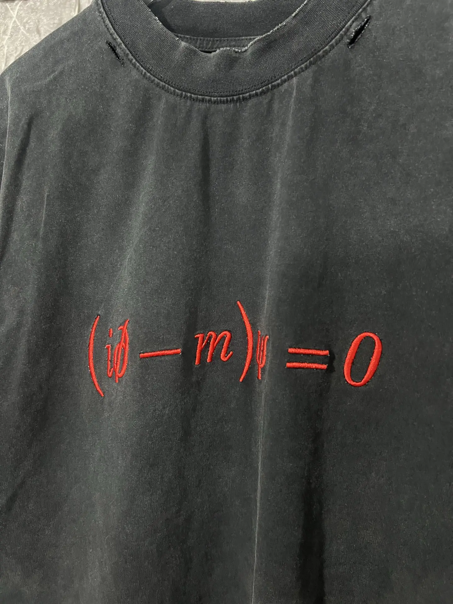 Dirac Equation Distressed Cotton T-Shirt D15013606 — view 3