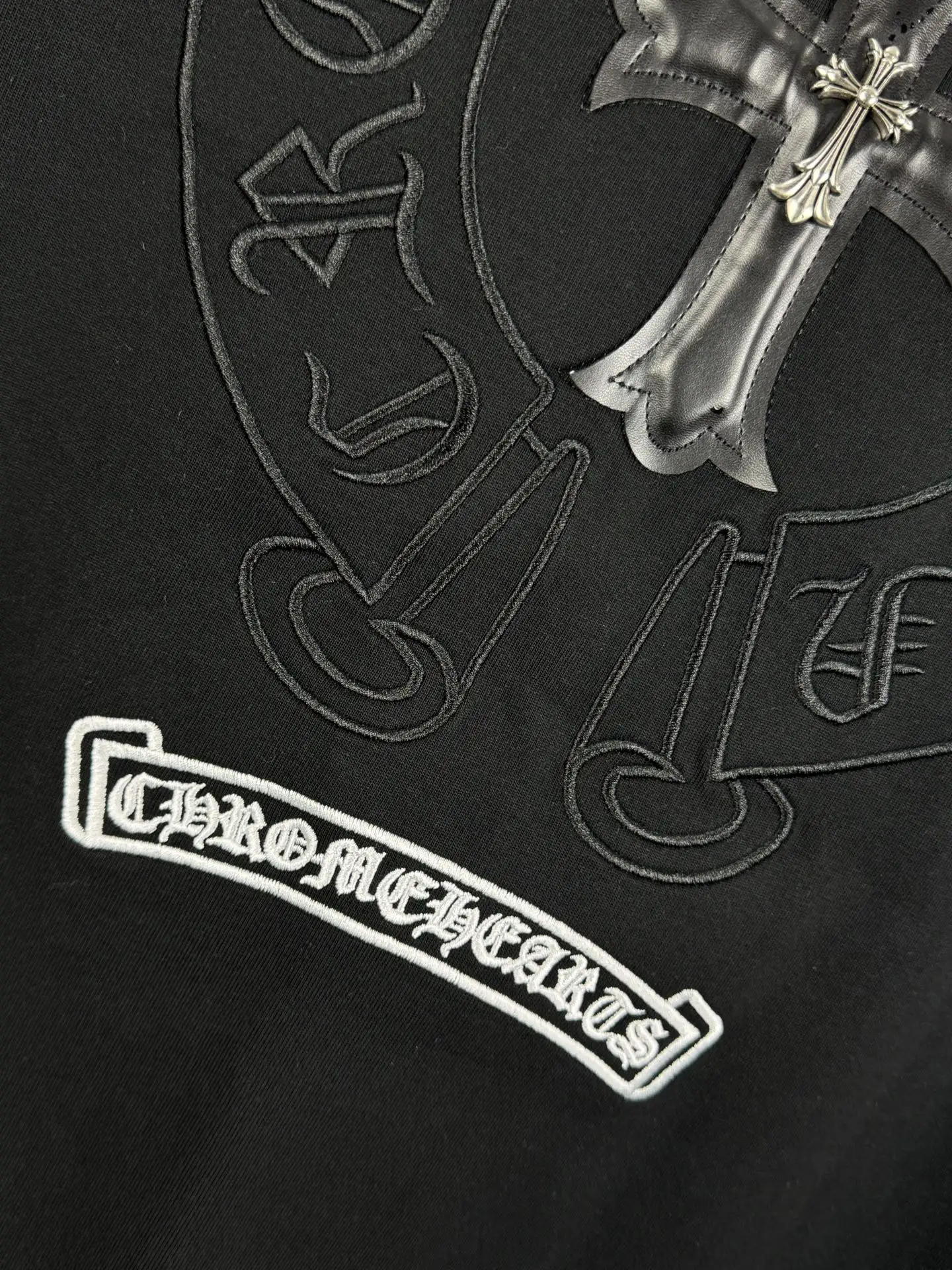 Chrome Hearts Embroidered Logo Cotton T-Shirt D15019559 — view 8