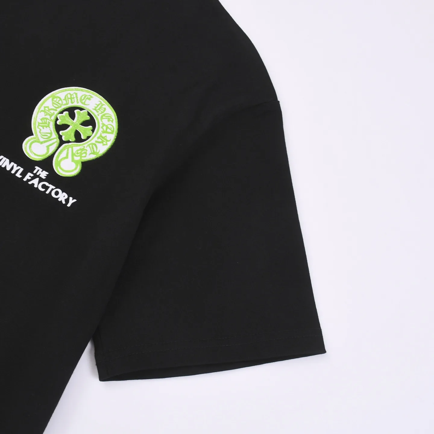 Chrome Hearts Vinyl Factory Logo T-Shirt D15513226 — view 4
