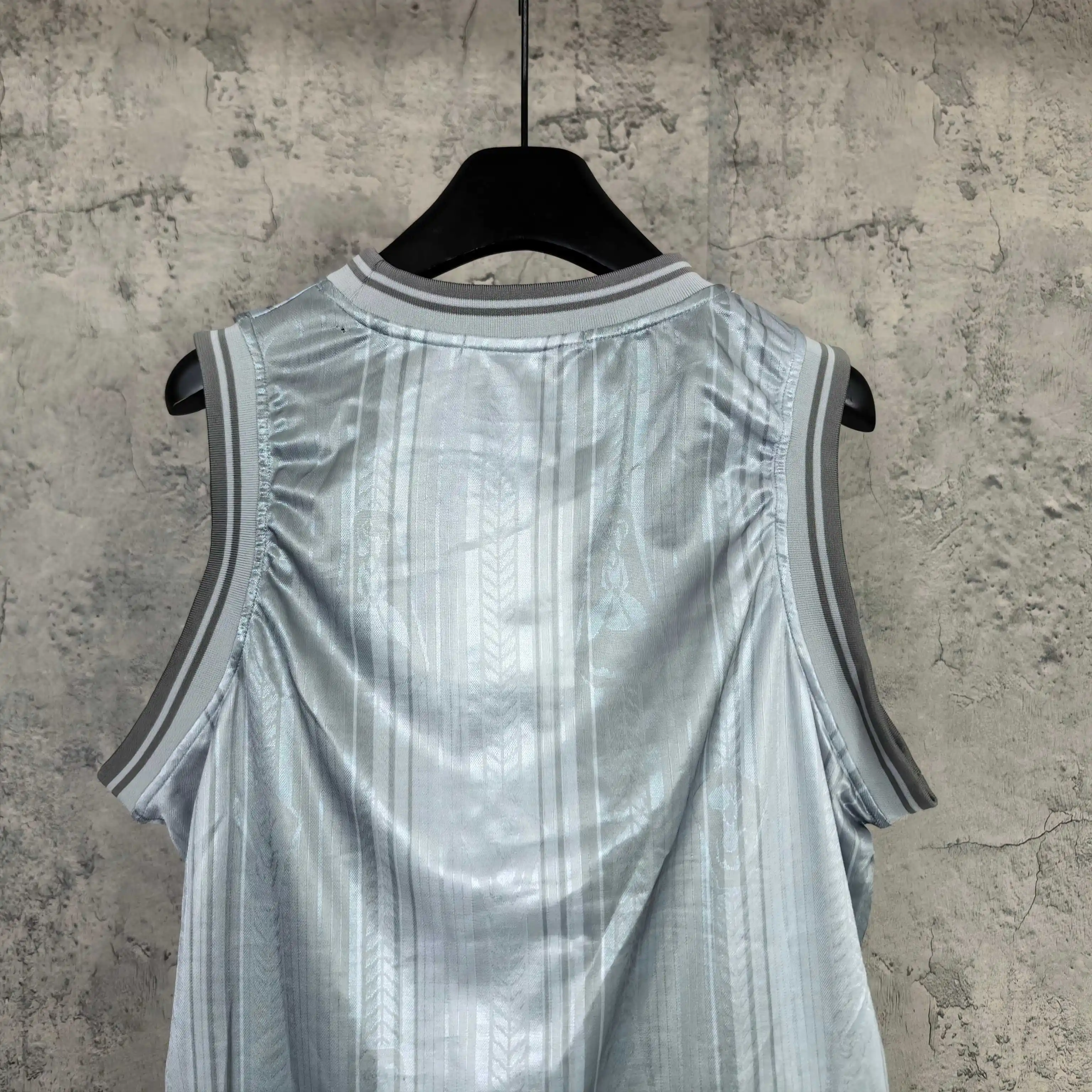 Logo-Print Mesh Football Jersey Vest D15524577 — view 6