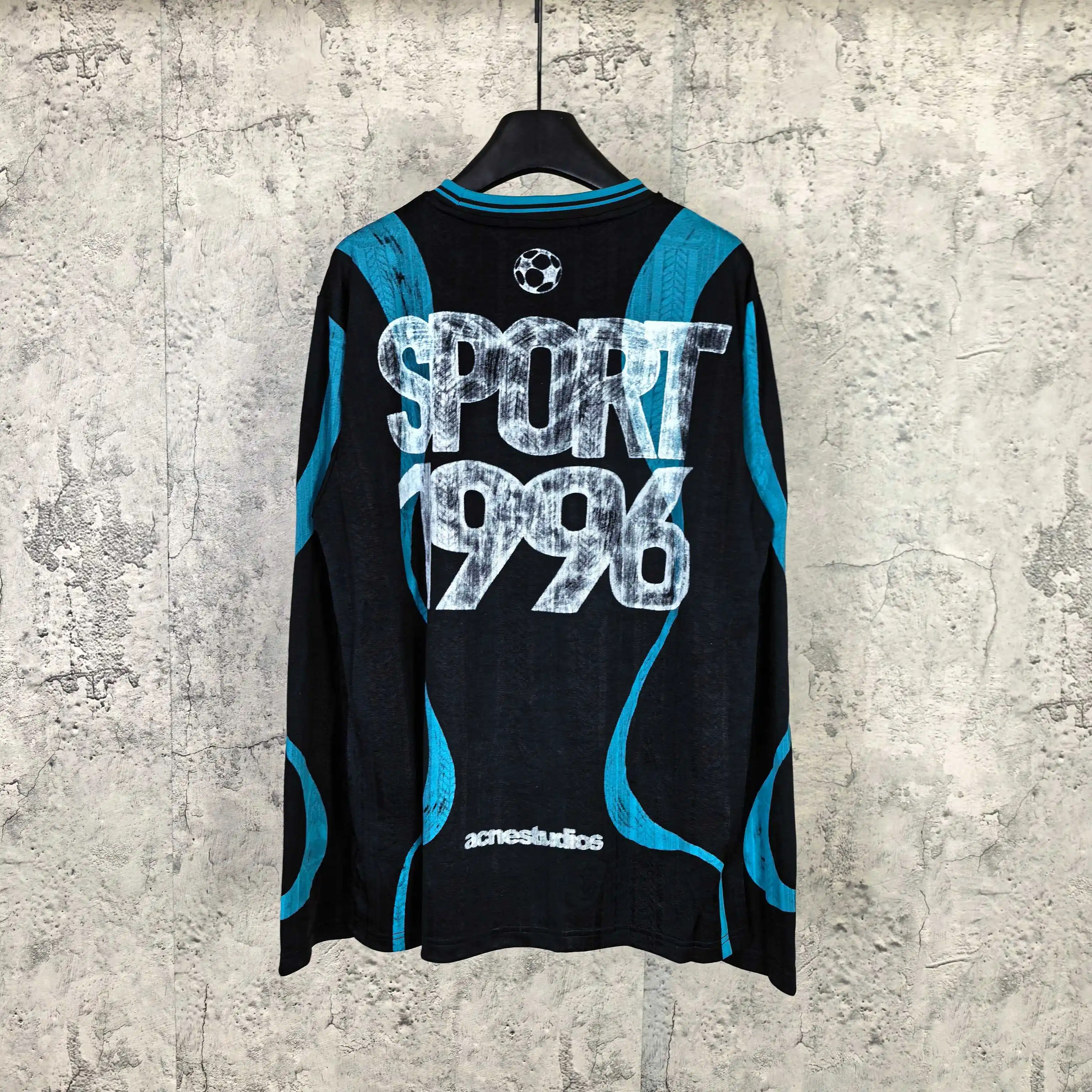 Long-Sleeve Graphic Football Jersey D15524552 — view 2
