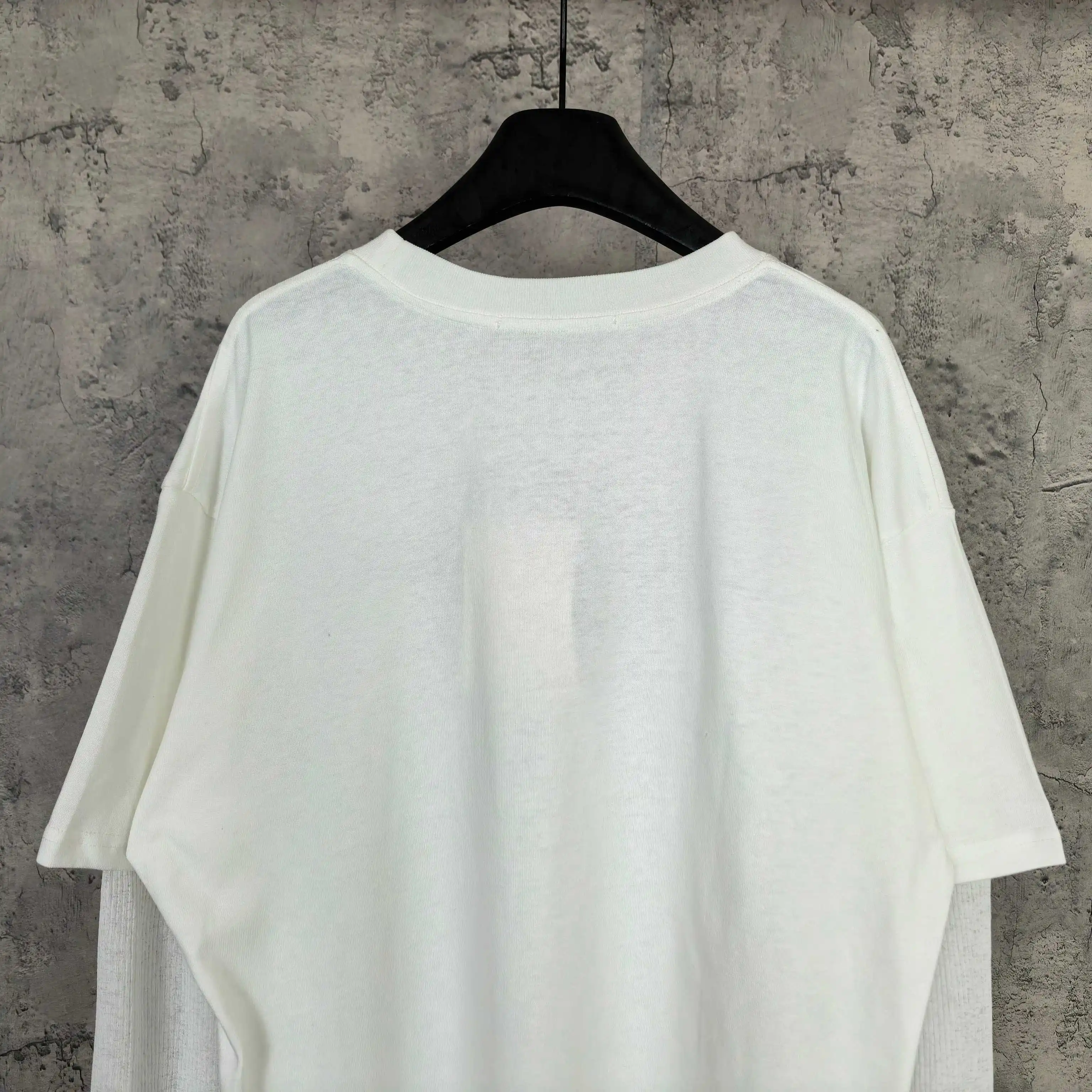 Layered Mesh Long-Sleeve Embroidered T-Shirt D15524555 — view 6