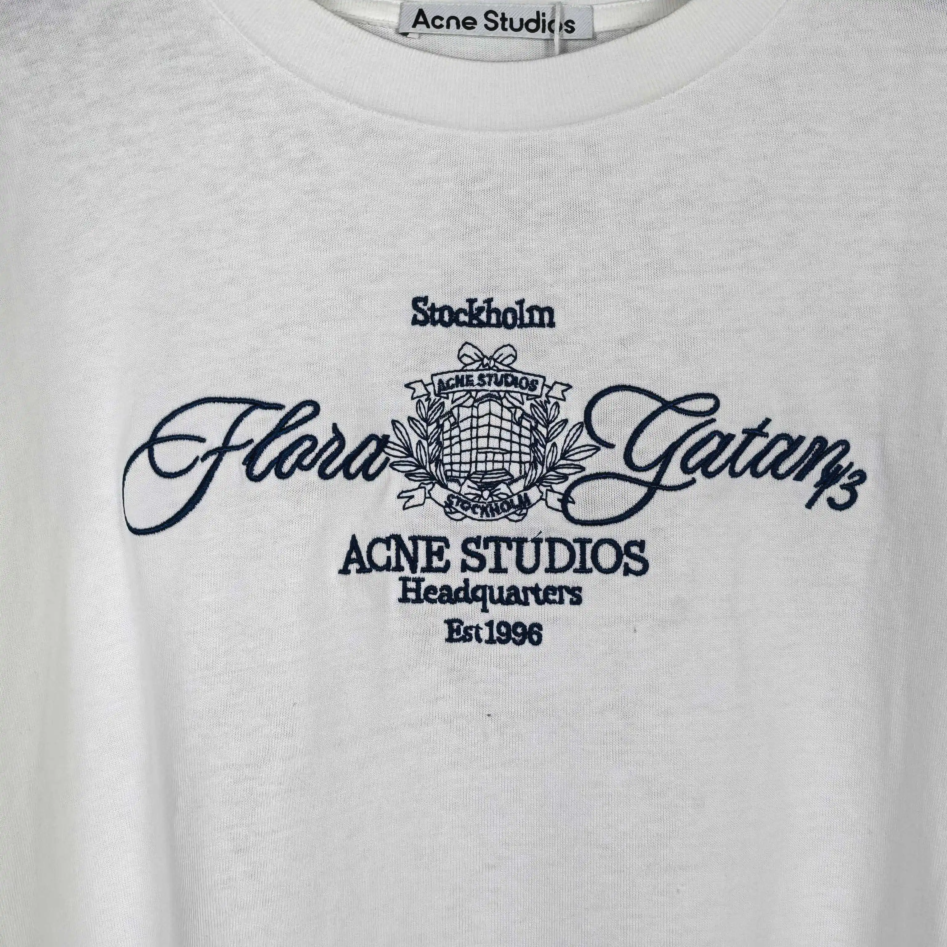 Layered Mesh Long-Sleeve Embroidered T-Shirt D15524555 — view 8