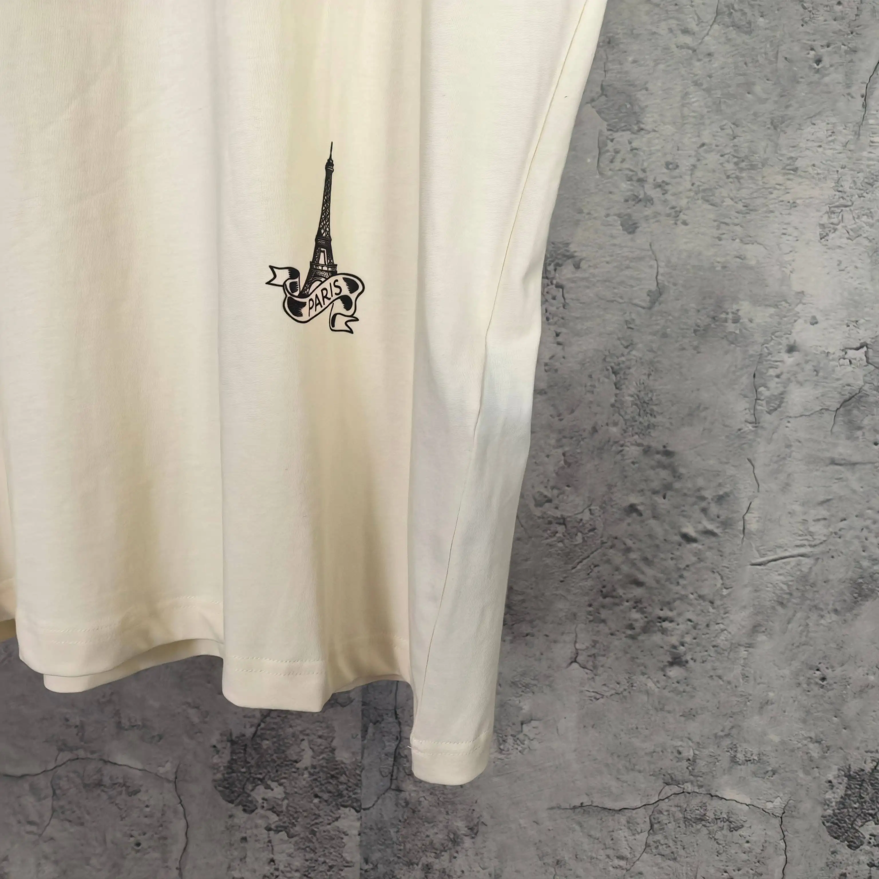 Tattoo Logo Print Medium Fit T-Shirt D15524461 — view 13