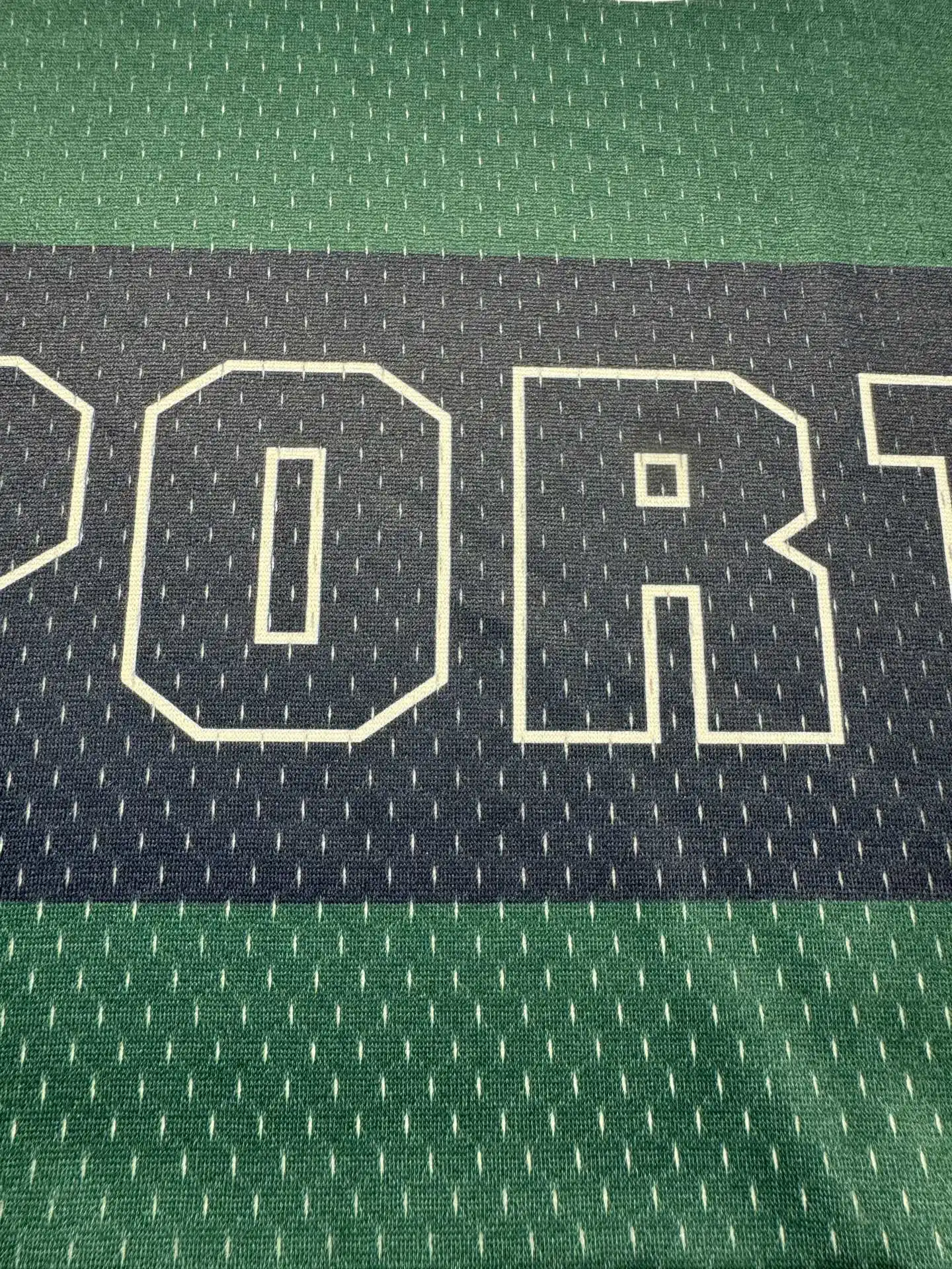 Oversized Logo-Print Mesh Football Jersey D15524336 — view 32