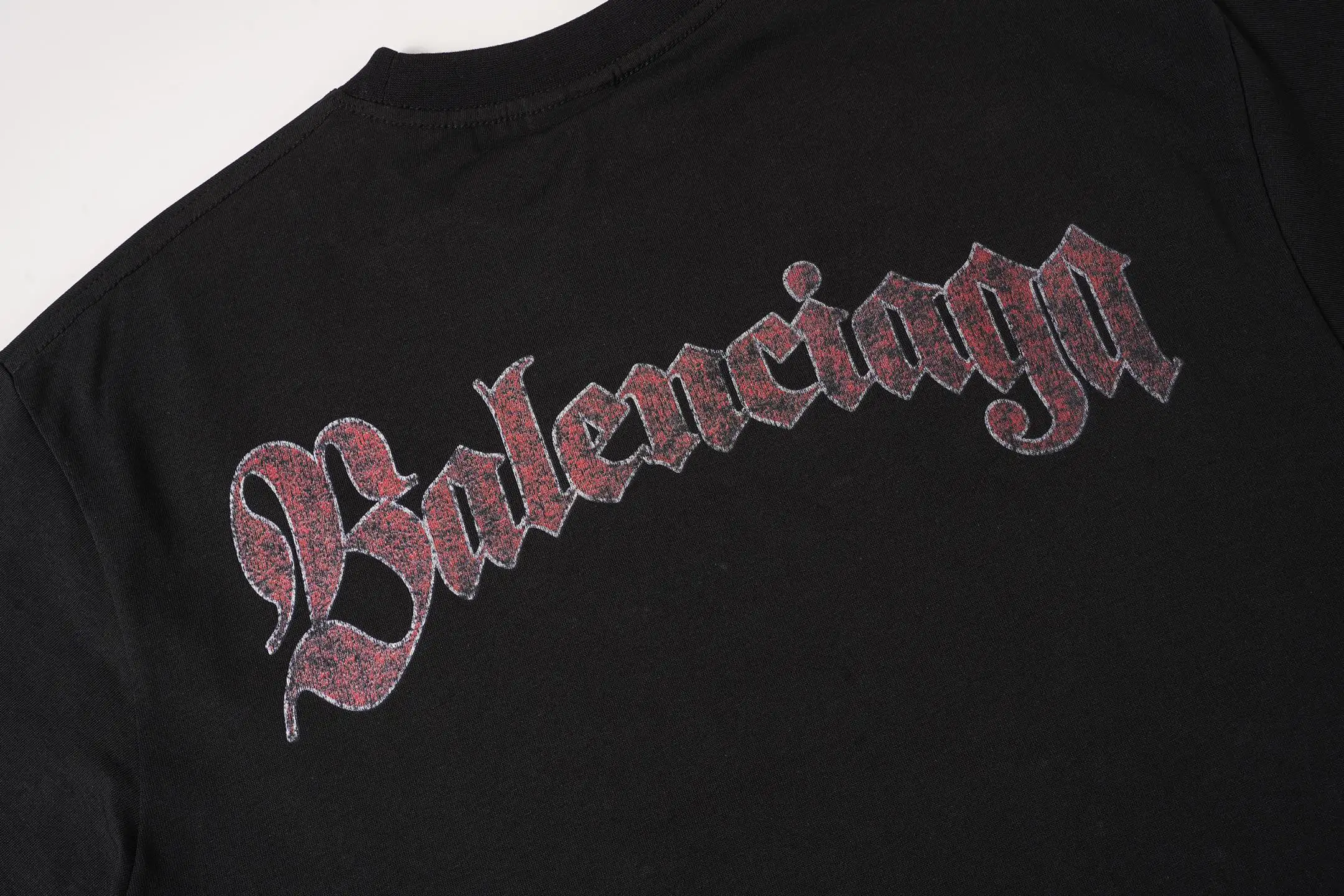 Crest Logo Graphic T-Shirt D15520023 — view 6