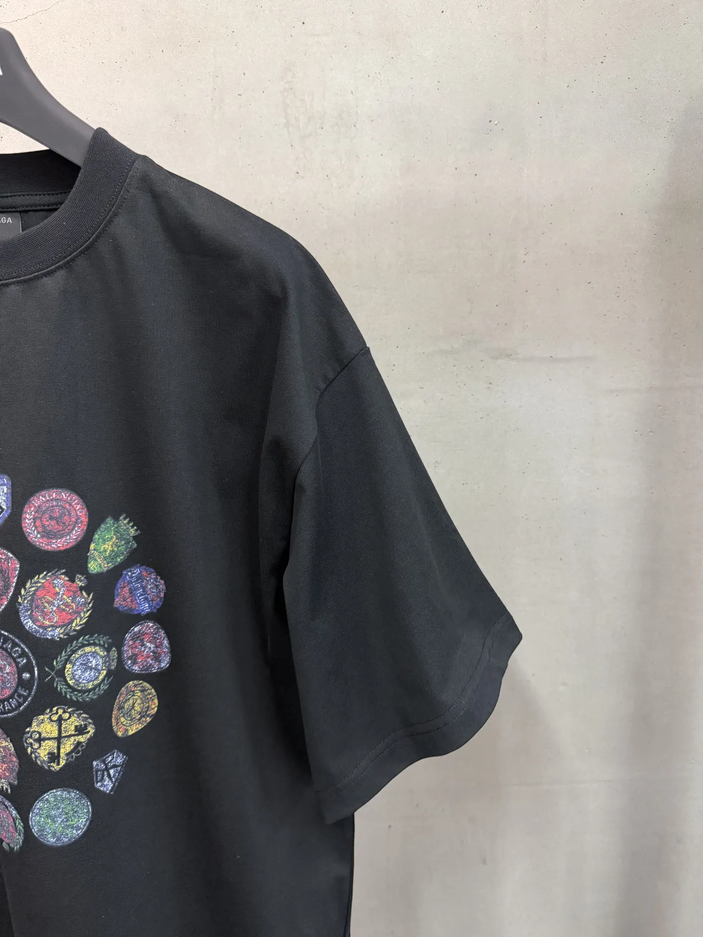 Crest Logo Graphic Oversized T-Shirt D15520025 — view 4