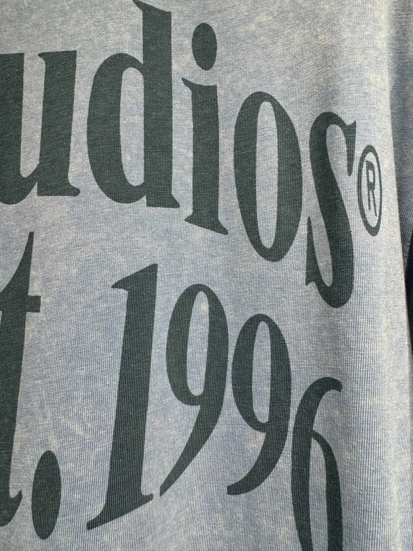 Logo Print Acid-Wash Long-Sleeved T-Shirt D16024357 — view 7