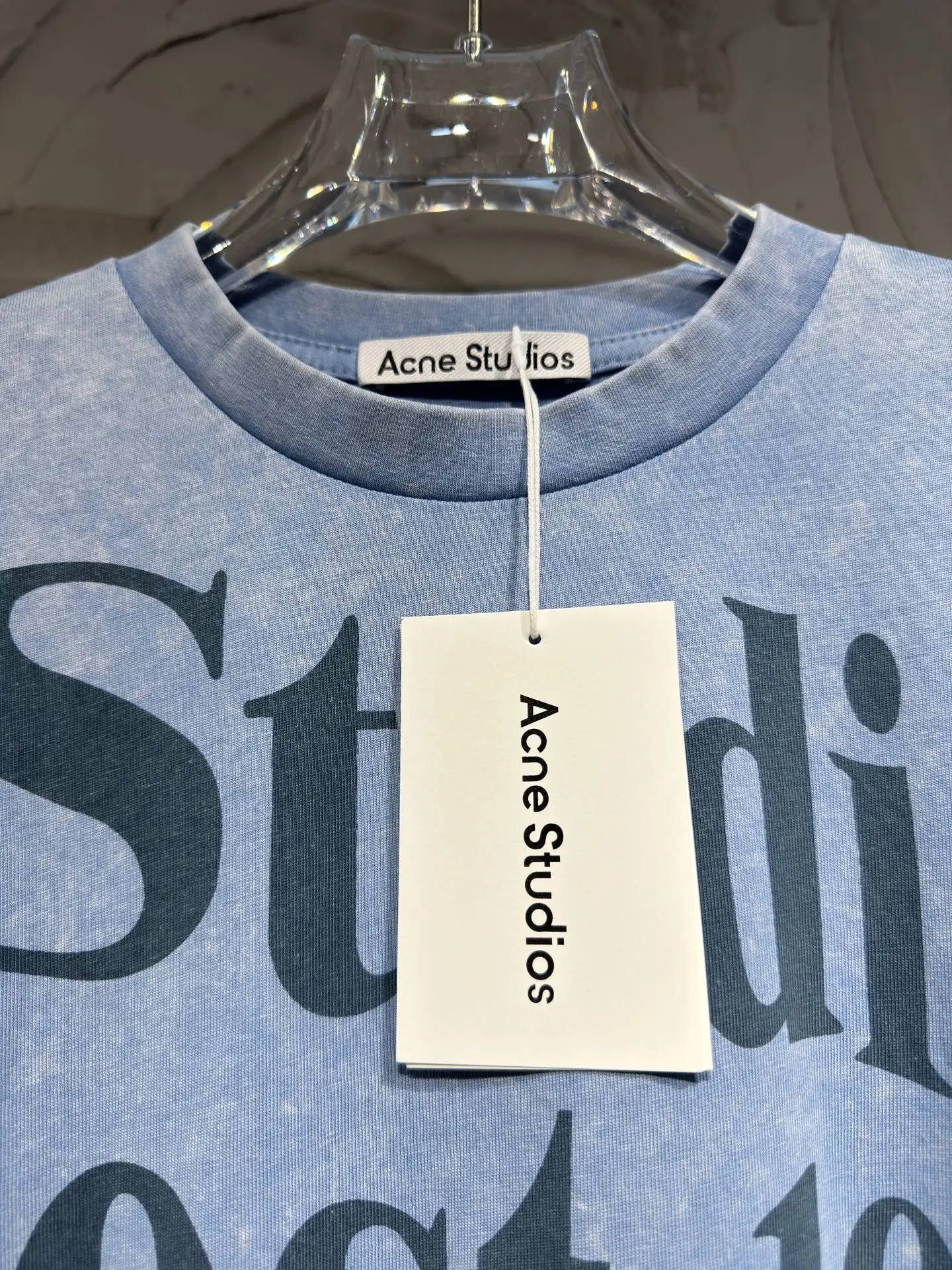 Logo Print Acid-Wash Long-Sleeved T-Shirt D16024357 — view 10