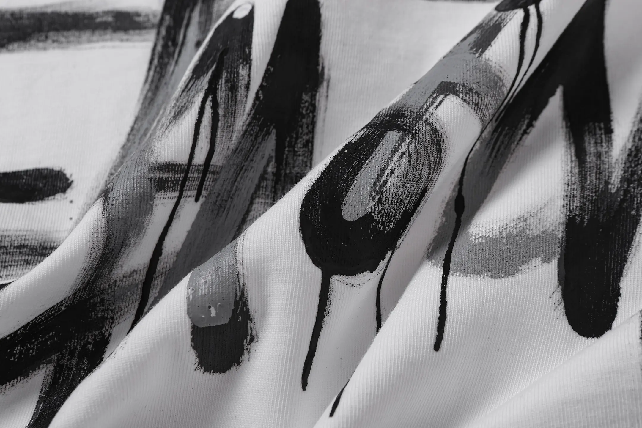 Graffiti Logo Heavyweight Cotton T-Shirt D16013297 — view 9