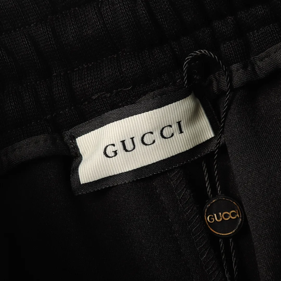 Logo-Patch Cotton-Blend Jersey Shorts D16013293 — view 4