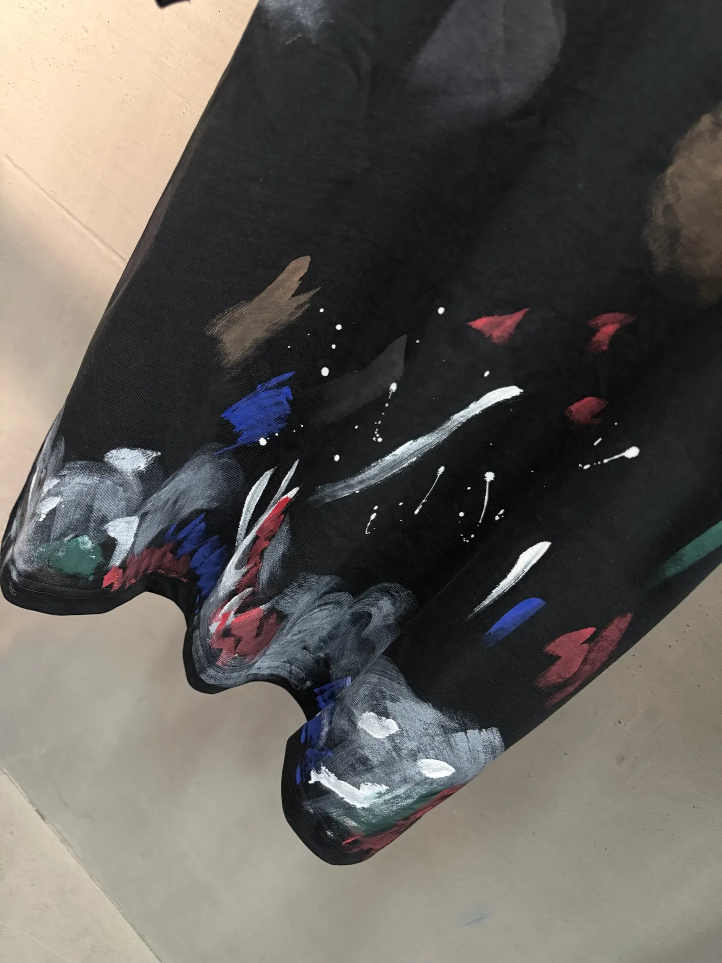 Hand-Painted Splatter Embroidery T-Shirt D16020059 — view 6