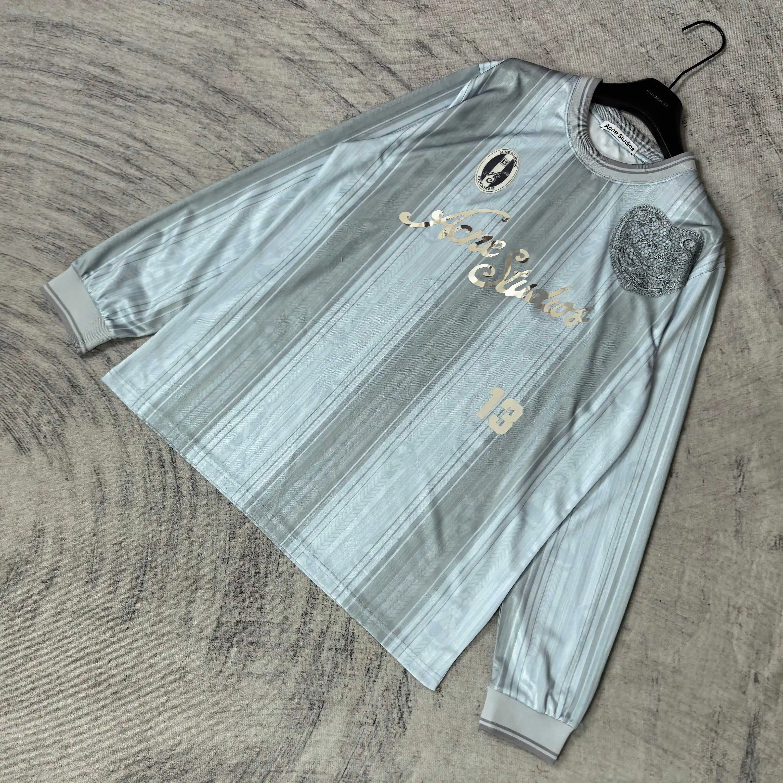 Logo-Print Long-Sleeved Football Jersey D16524579 — view 4