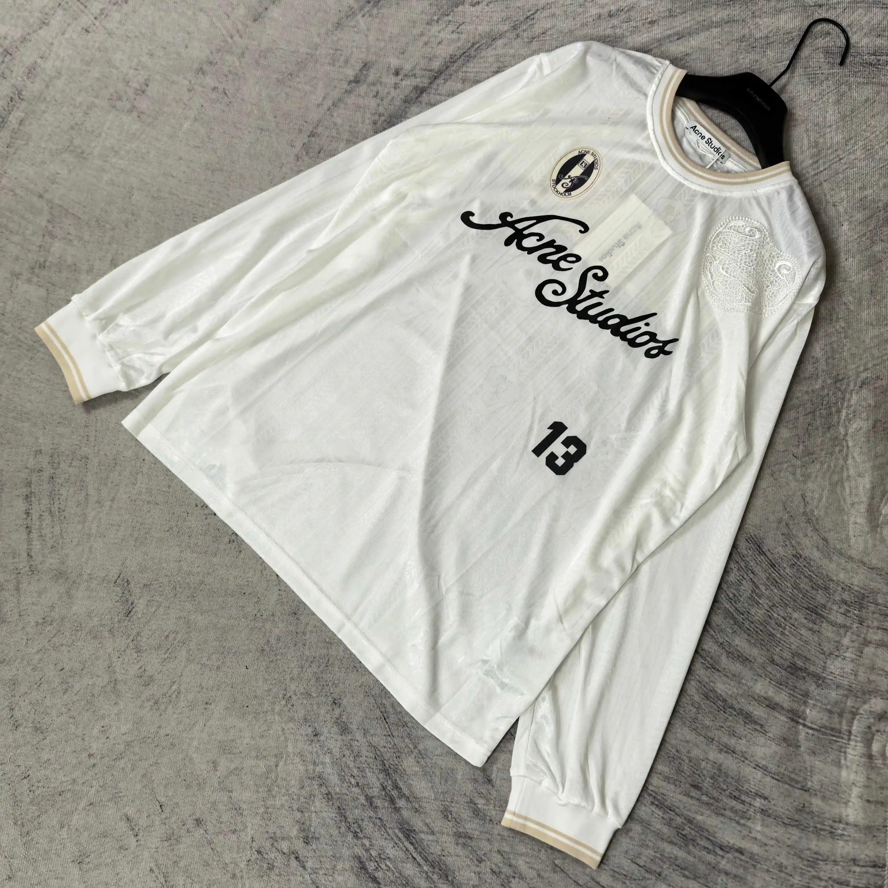 Logo-Print Long-Sleeved Football Jersey D16524578 — view 4