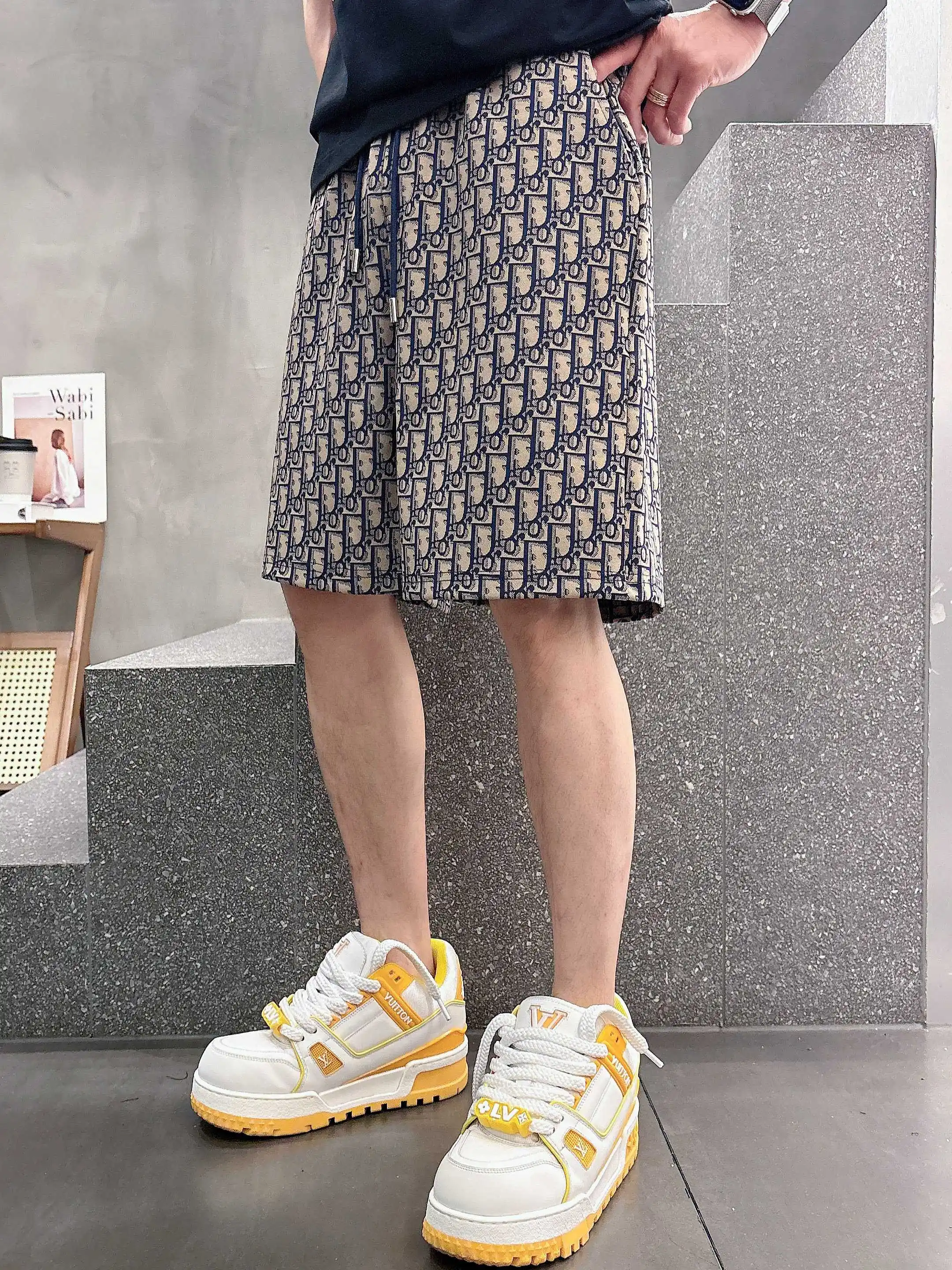 Oblique Jacquard Casual Shorts D16519015 — view 6