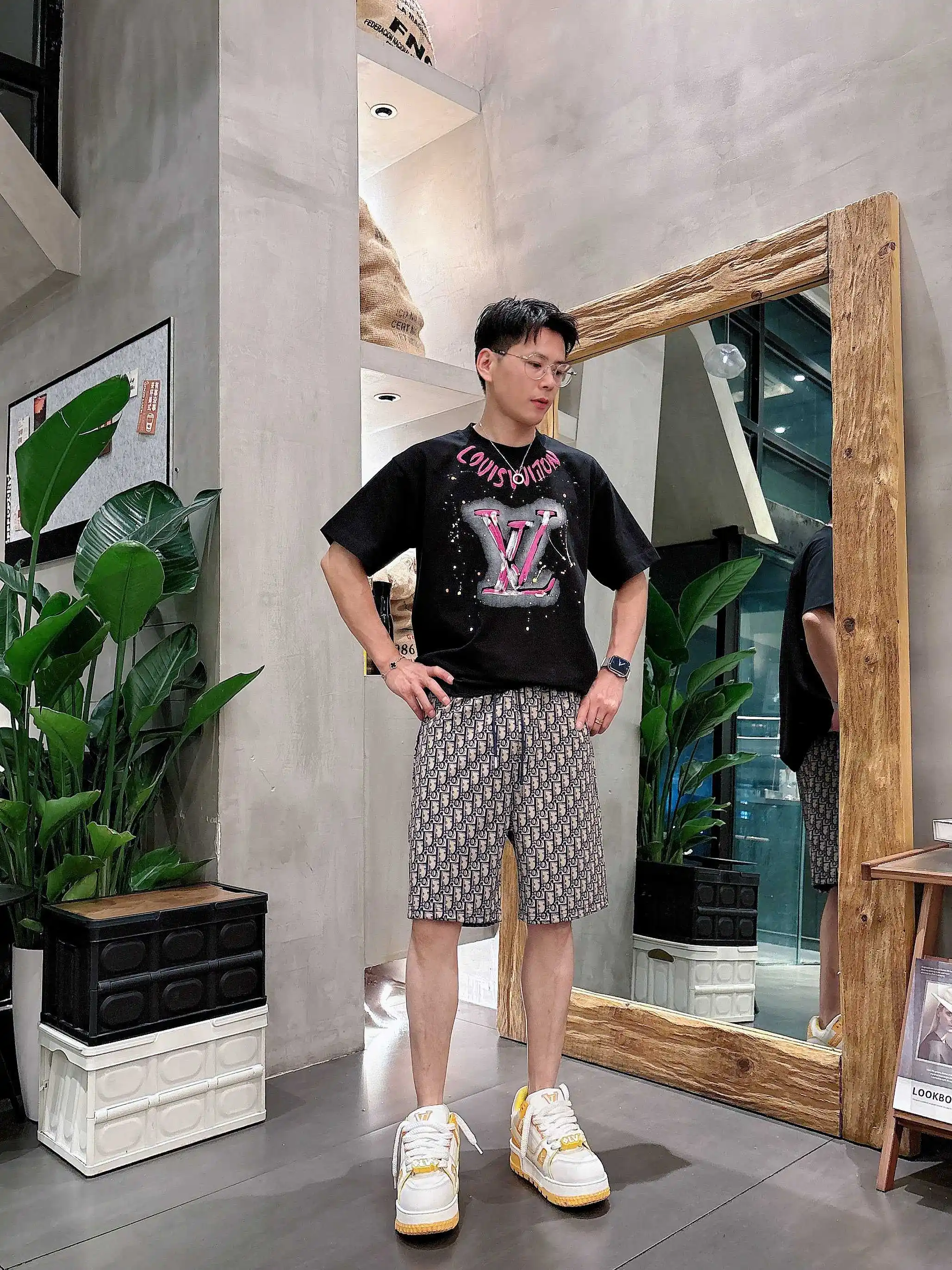 Oblique Jacquard Casual Shorts D16519015 — view 10