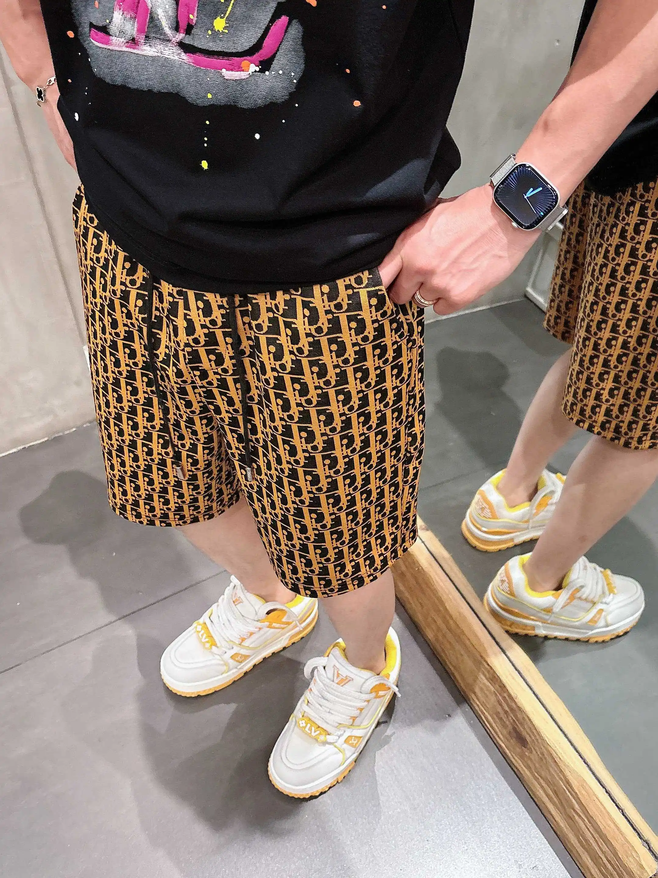 Oblique Jacquard Casual Shorts D16519008 — view 10
