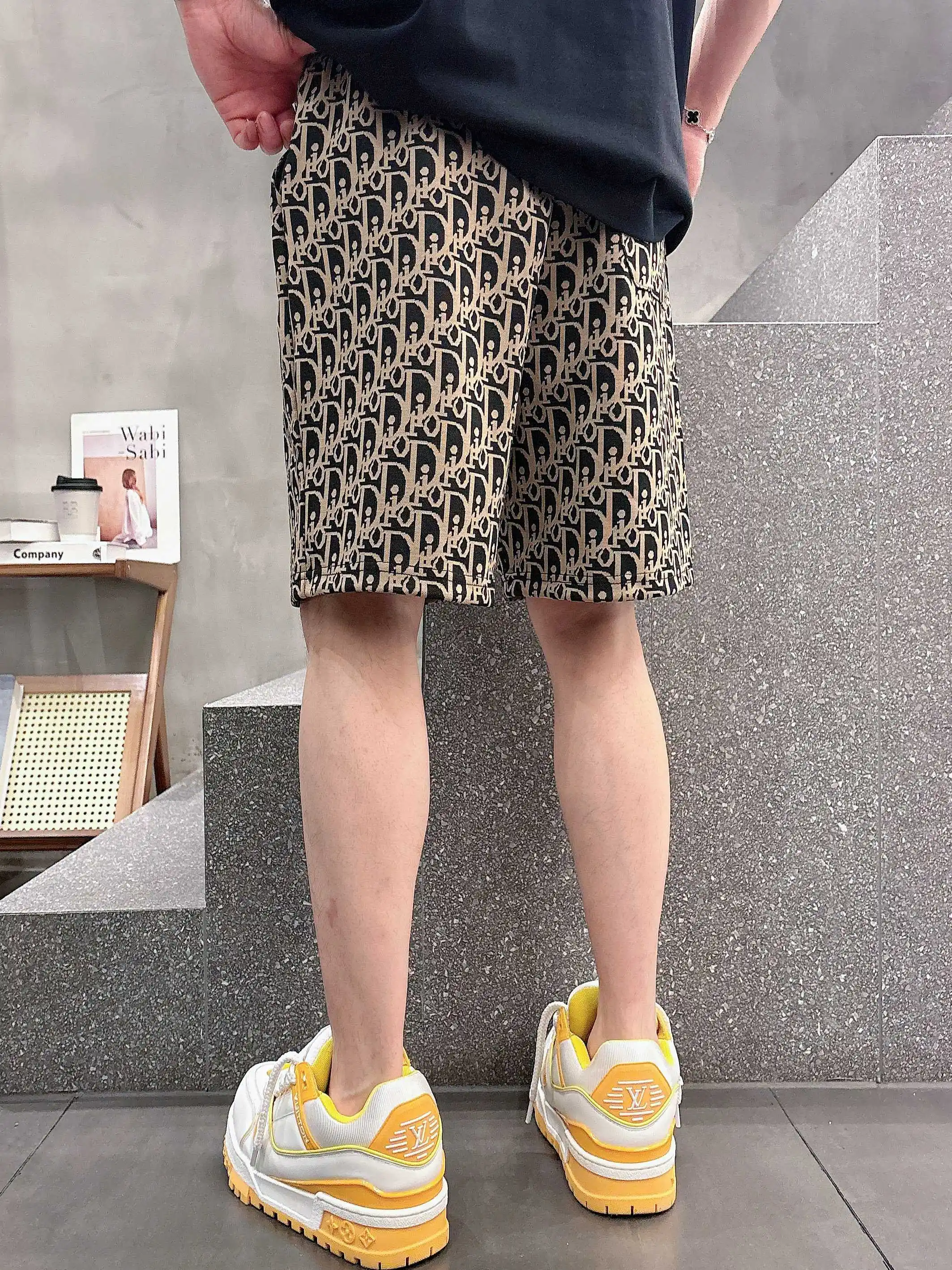 Oblique Jacquard Casual Shorts D16519014 — view 3