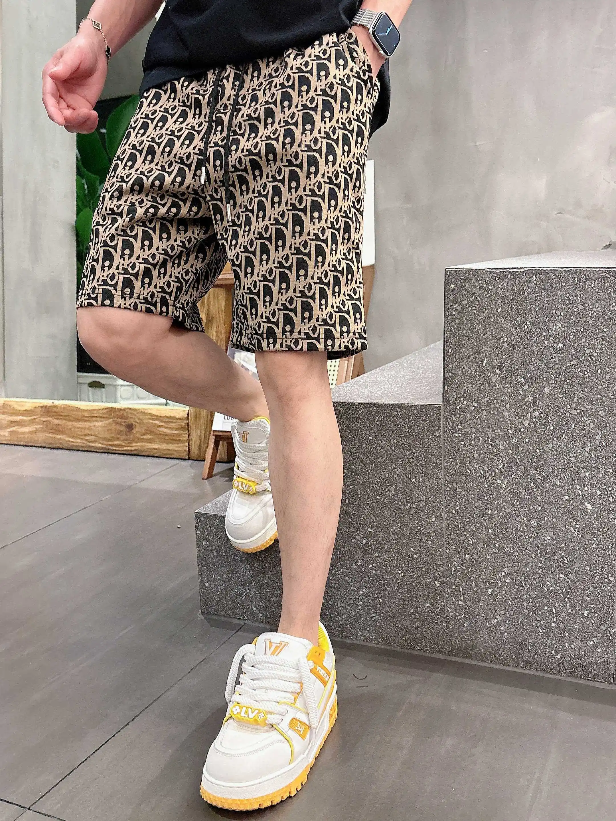 Oblique Jacquard Casual Shorts D16519014 — view 5