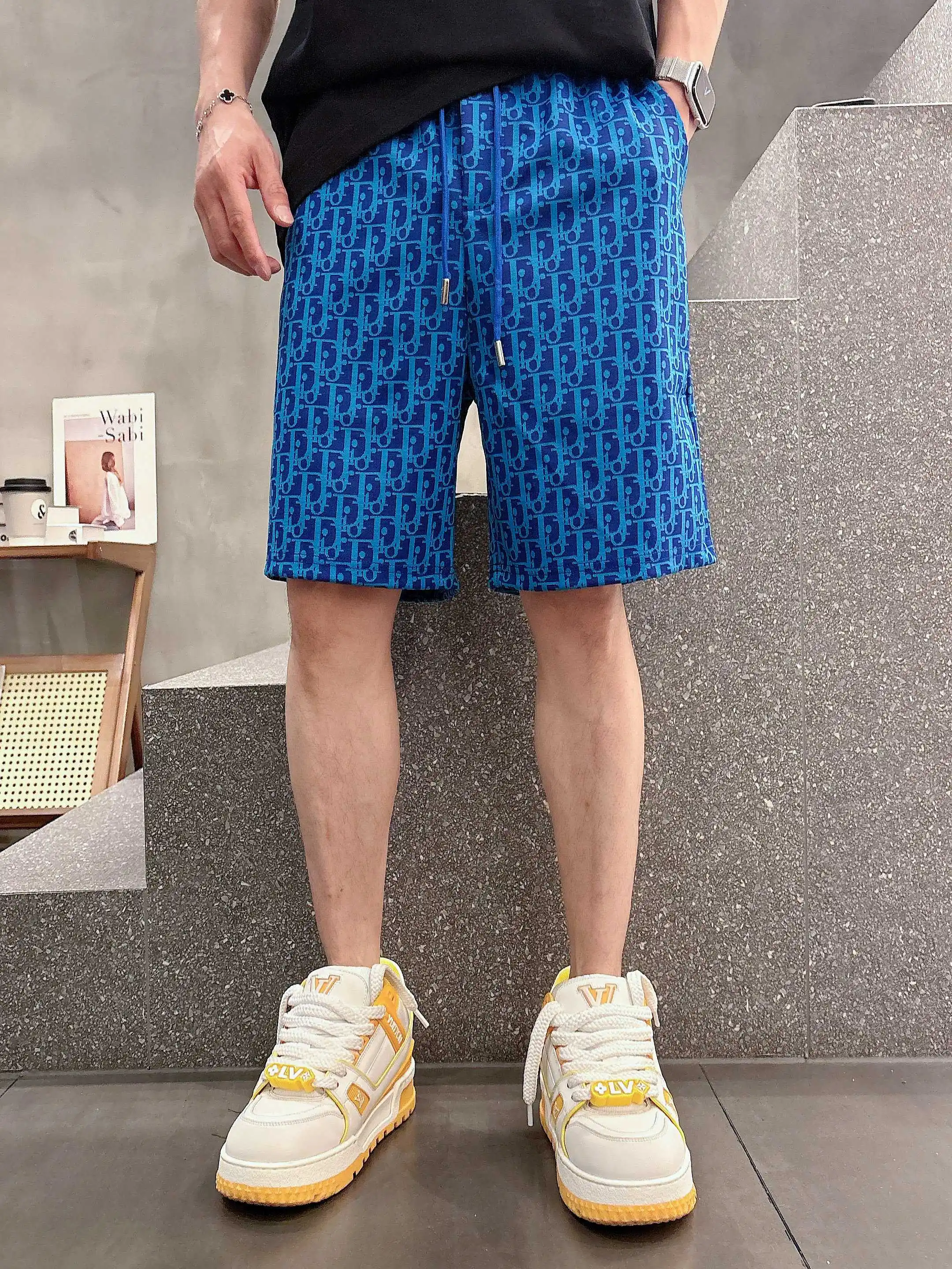 Oblique Jacquard Casual Shorts D16519009