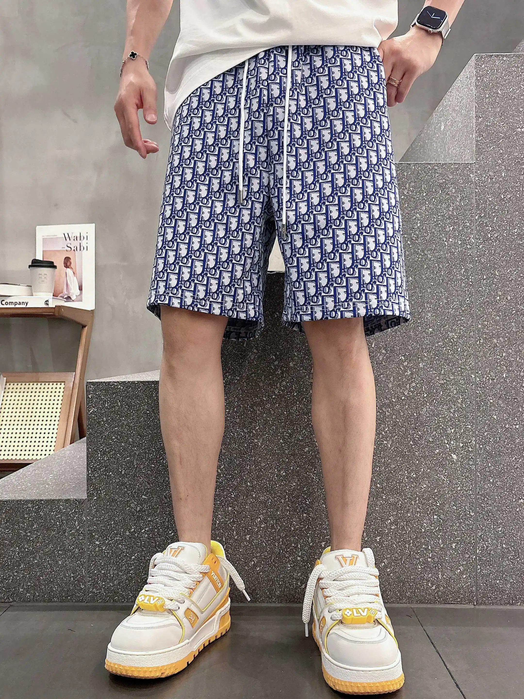 Oblique Jacquard Casual Shorts D16519012