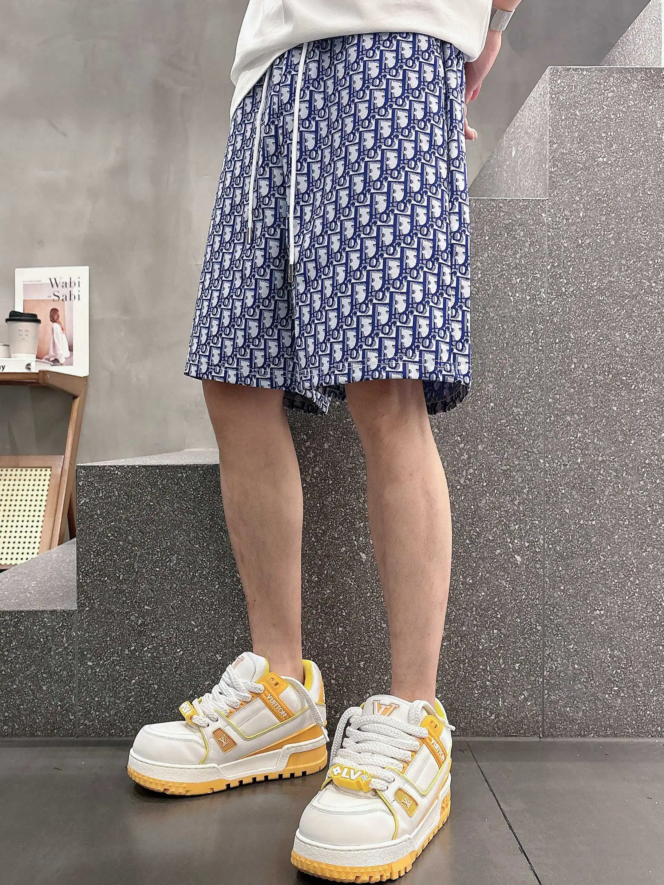 Oblique Jacquard Casual Shorts D16519012 — view 2